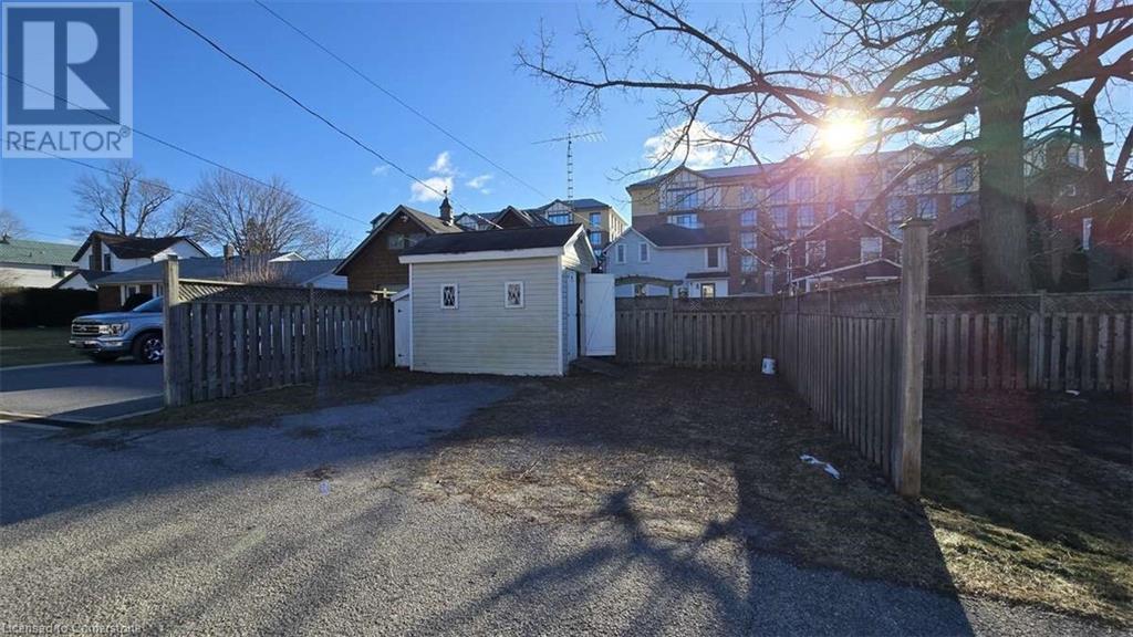 Property at 124 SOUTH Street image 5