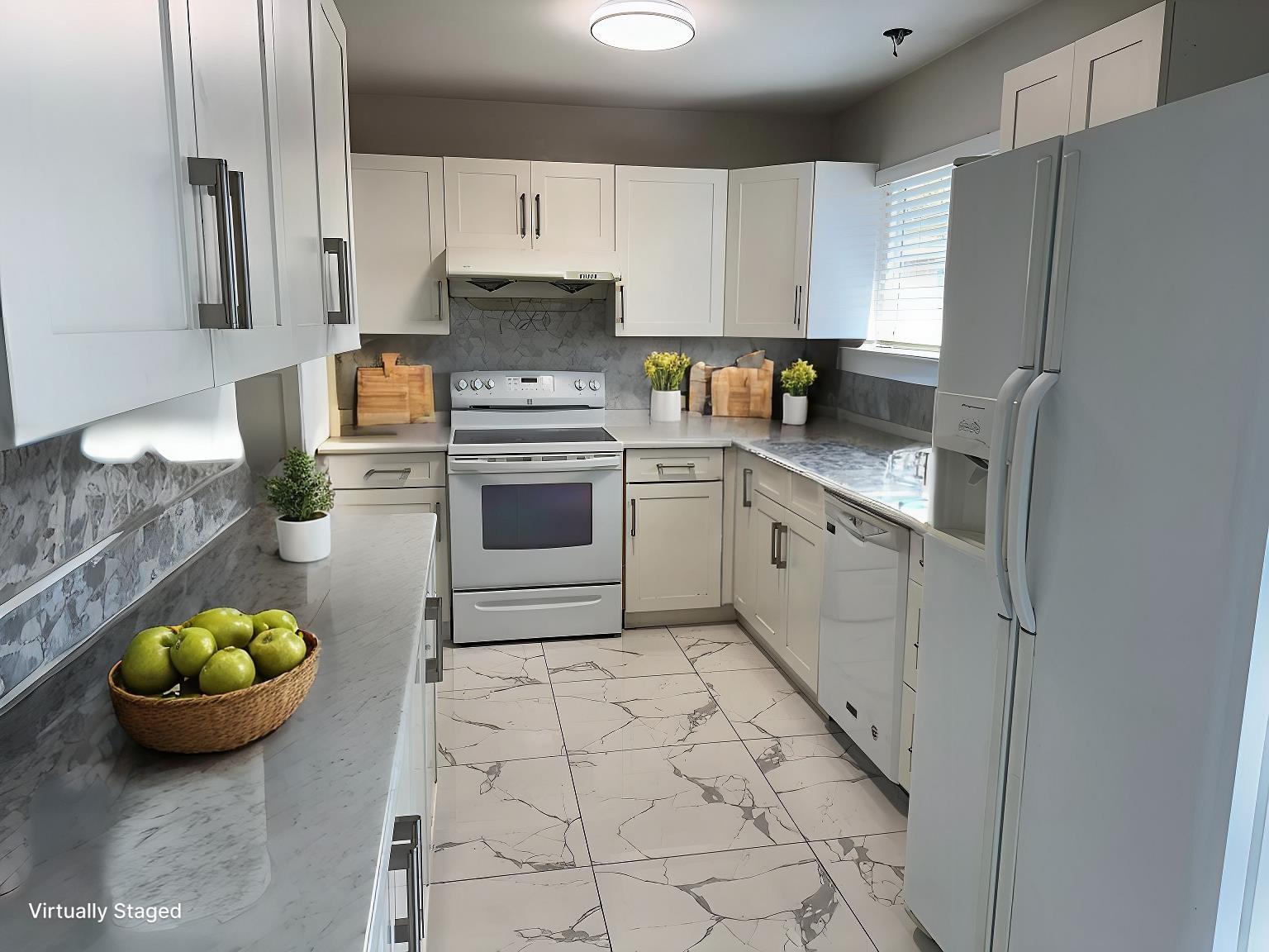 9020 Alexandria Crescent, Surrey, British Columbia  V3V 1S7 - Photo 5 - R2979861