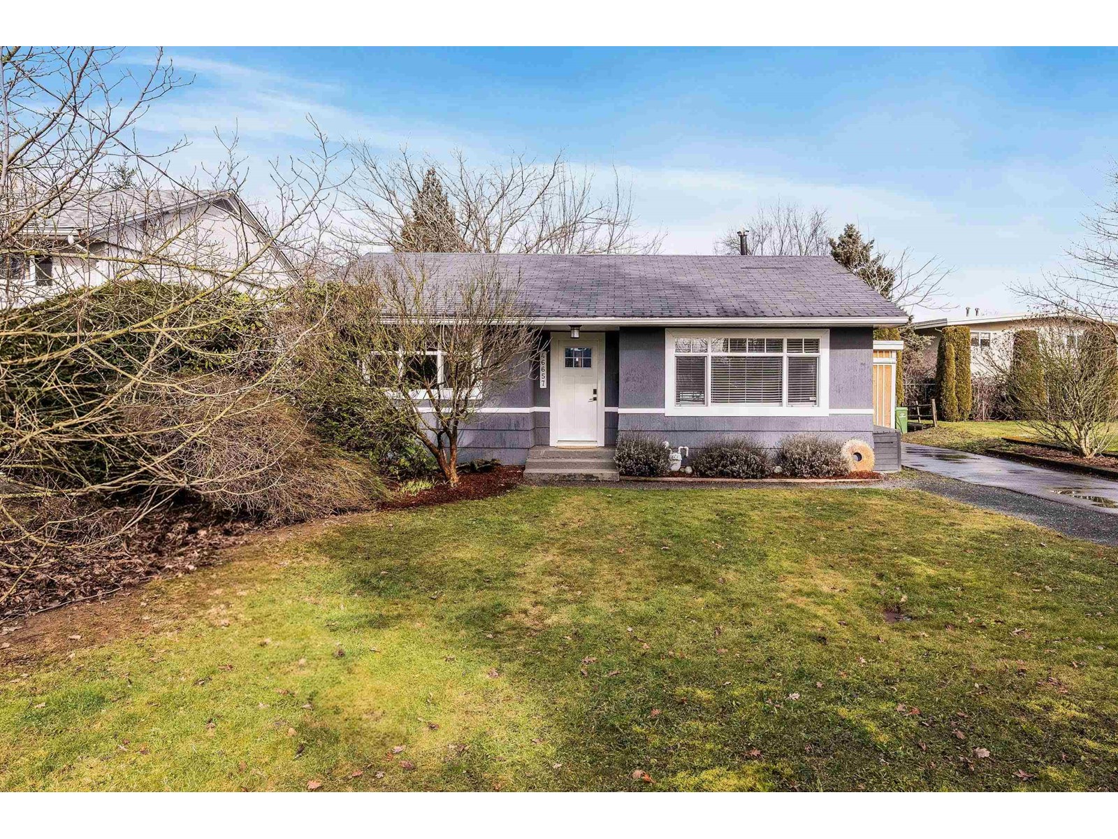 Property at 46657 CEDAR AVENUE image 2