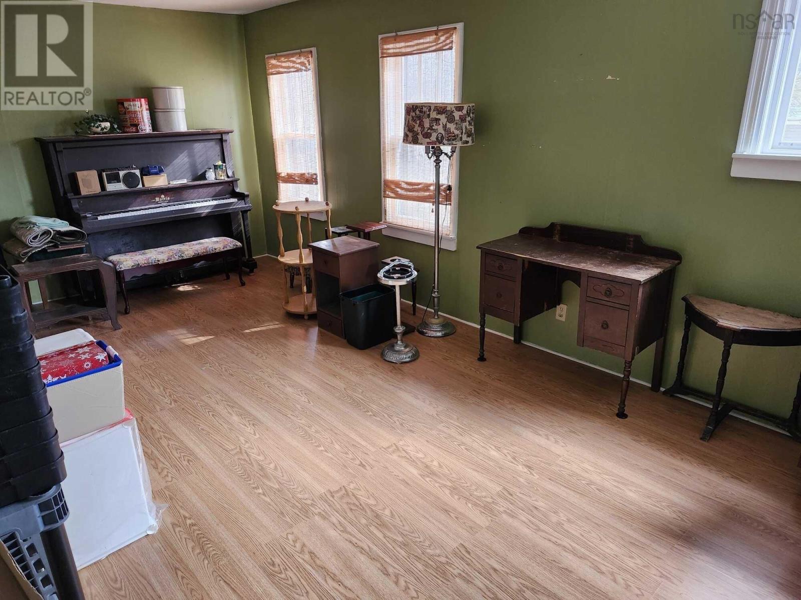 986 Herring Cove Road, Halifax, Nova Scotia  B3R 1Z6 - Photo 2 - 202506457