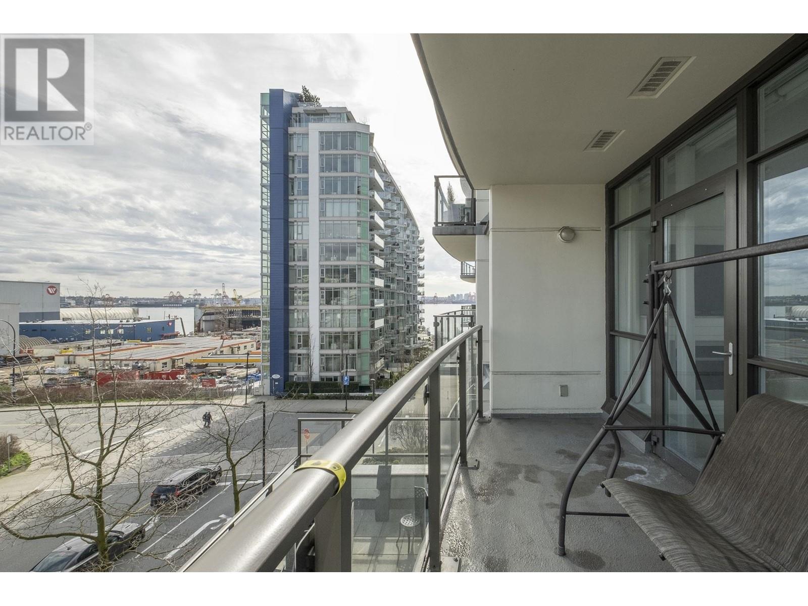 502 172 Victory Ship Way, North Vancouver, British Columbia  V7L 0B5 - Photo 5 - R2984573