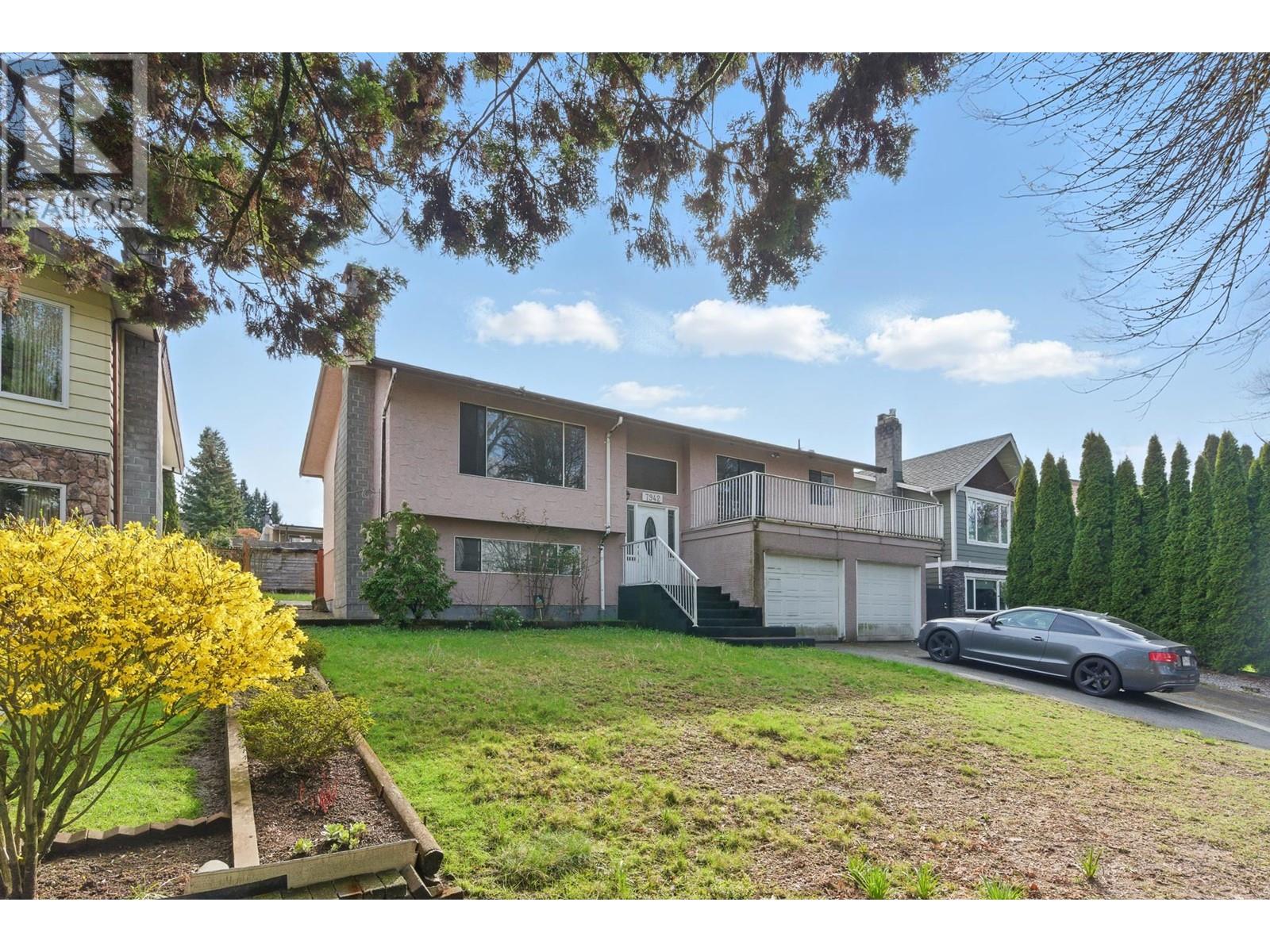 Property at 7942 LAKEFIELD DRIVE image 5