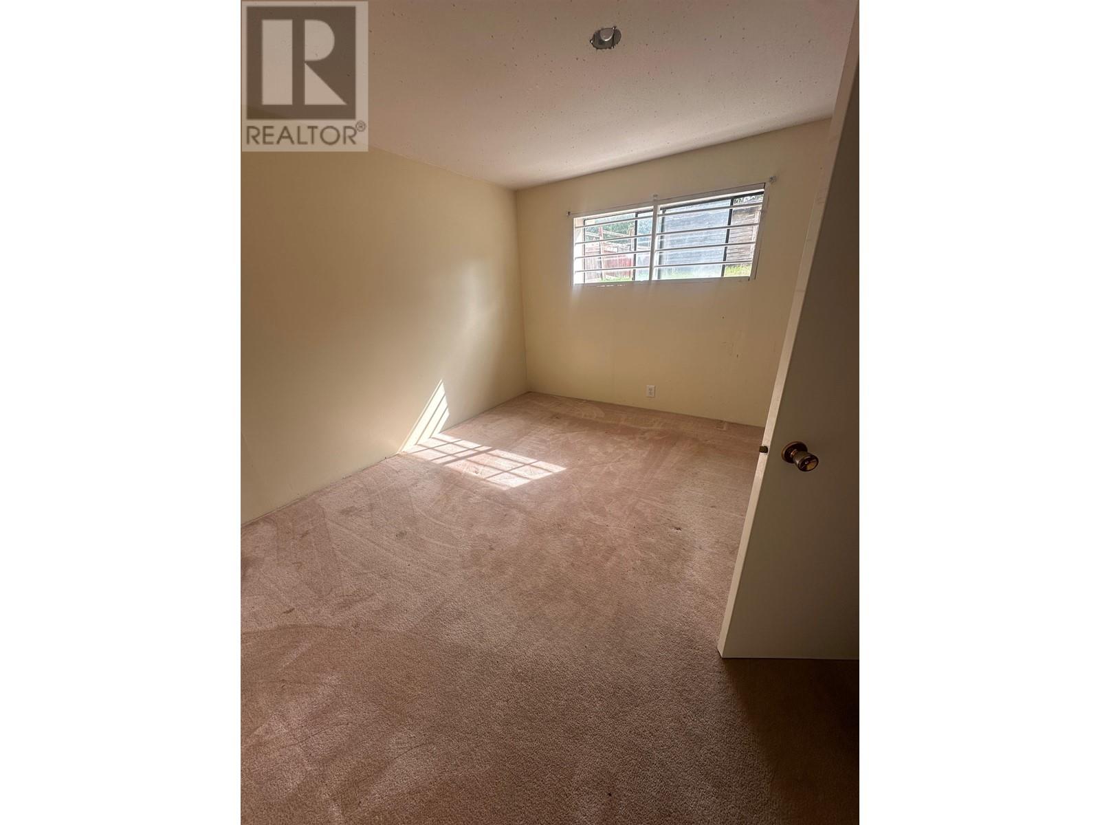 7942 Lakefield Drive, Burnaby, British Columbia  V5E 3W8 - Photo 9 - R2984523