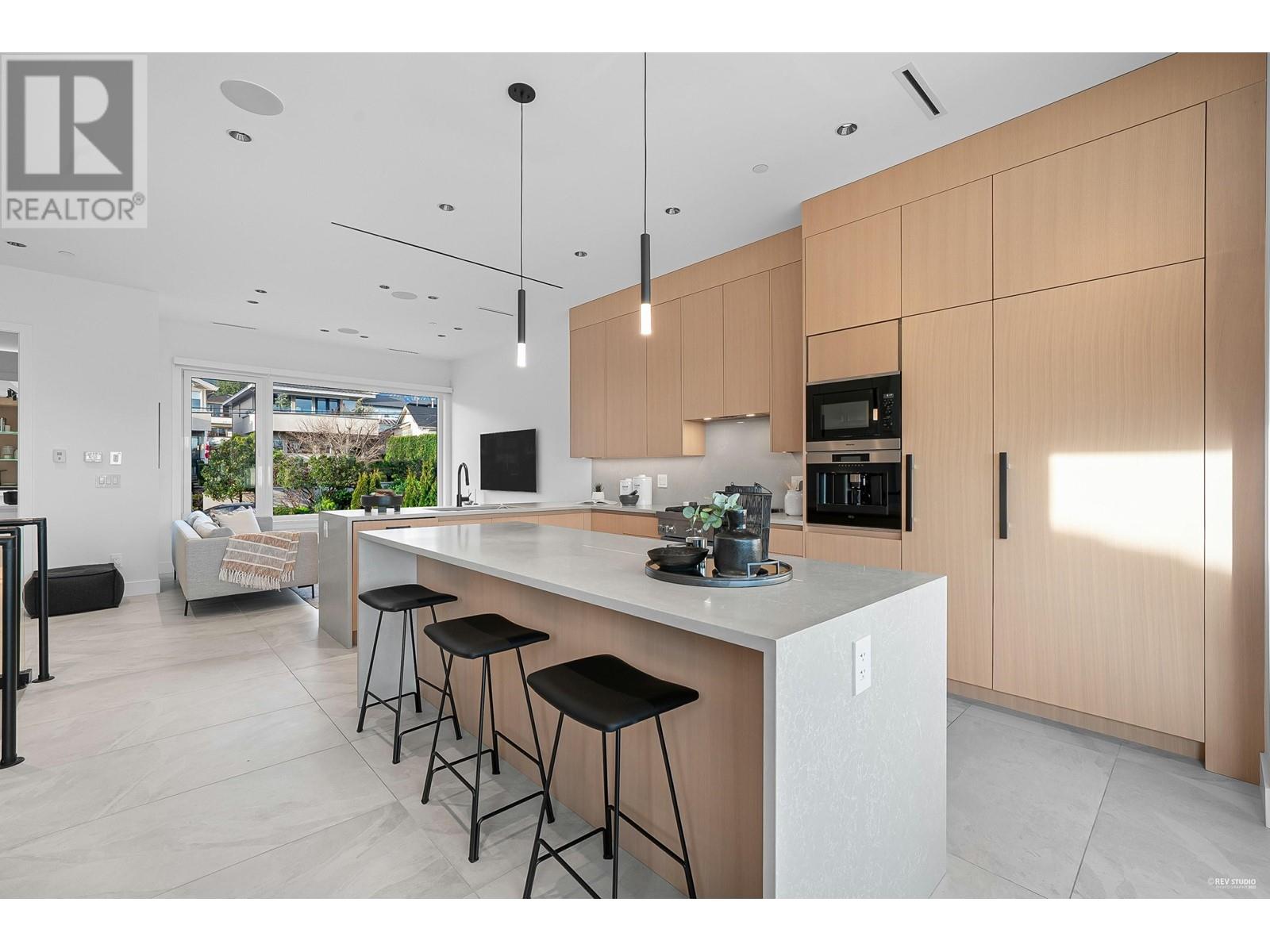 1236 Duchess Avenue, West Vancouver, British Columbia  V7T 1H4 - Photo 11 - R2984566