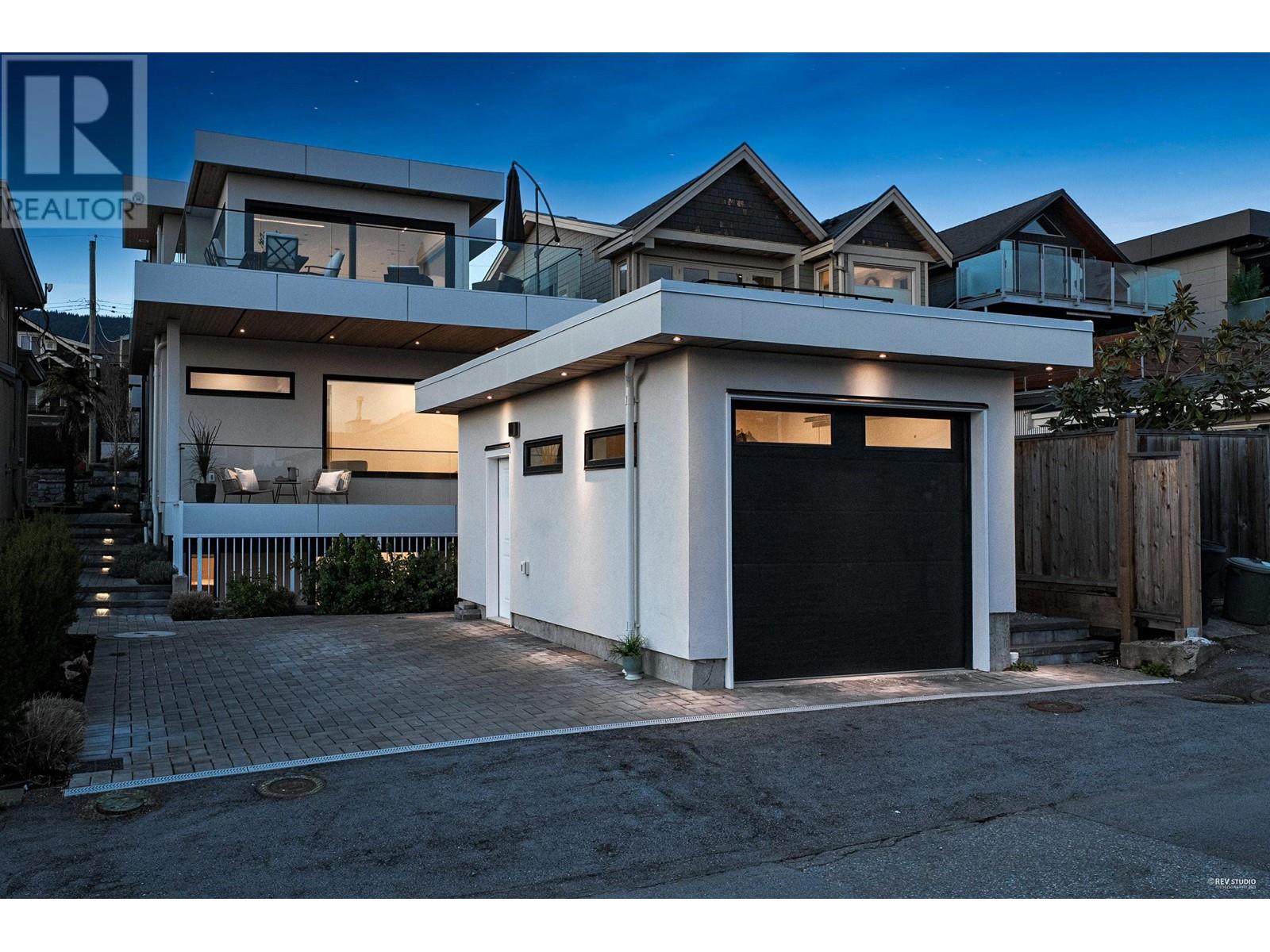 1236 Duchess Avenue, West Vancouver, British Columbia  V7T 1H4 - Photo 38 - R2984566