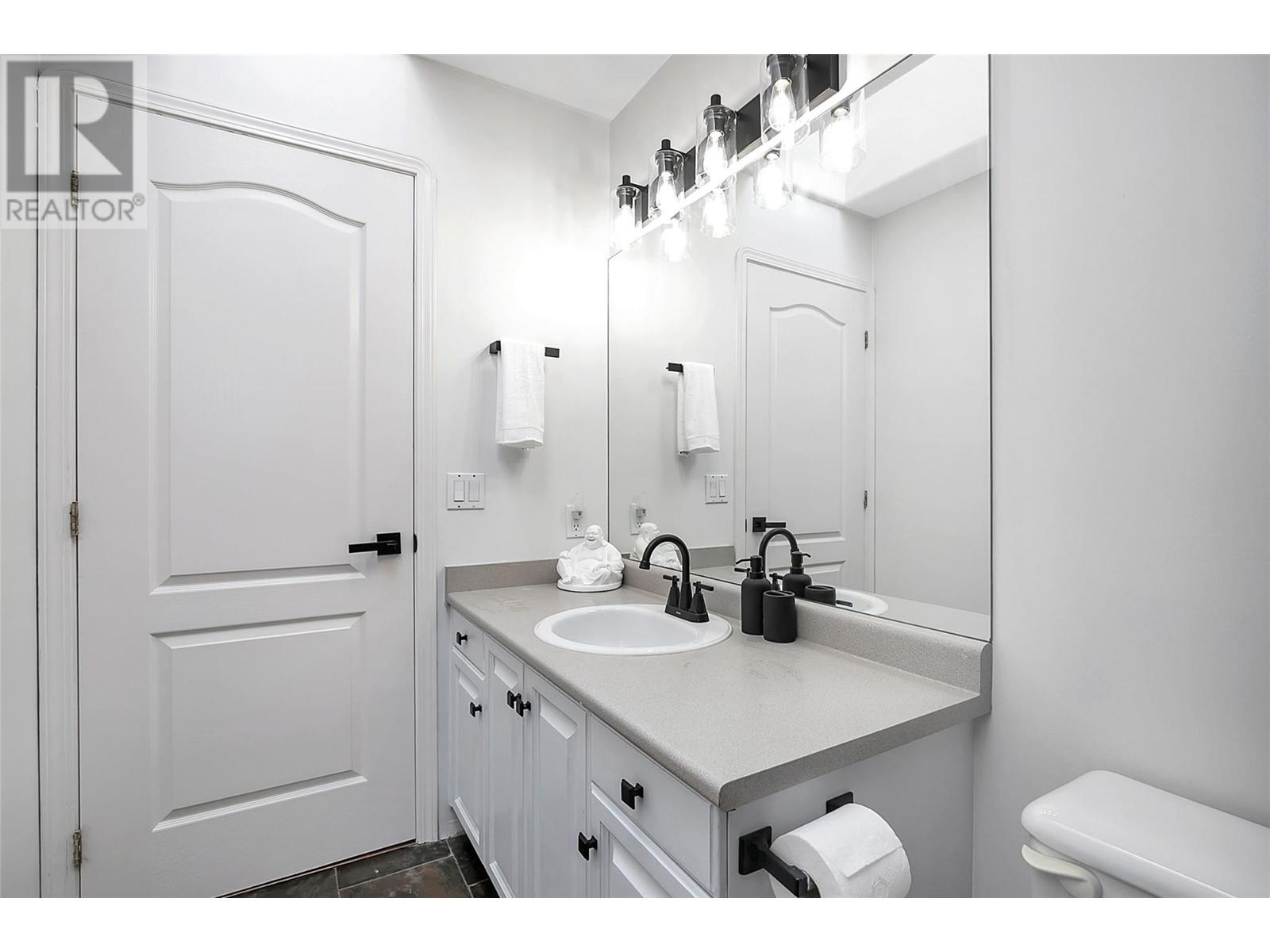 Property at 3625 Empire Place image 4