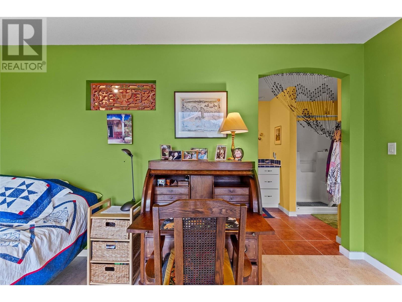 Property at 1527 Tappen Valley Road image 4