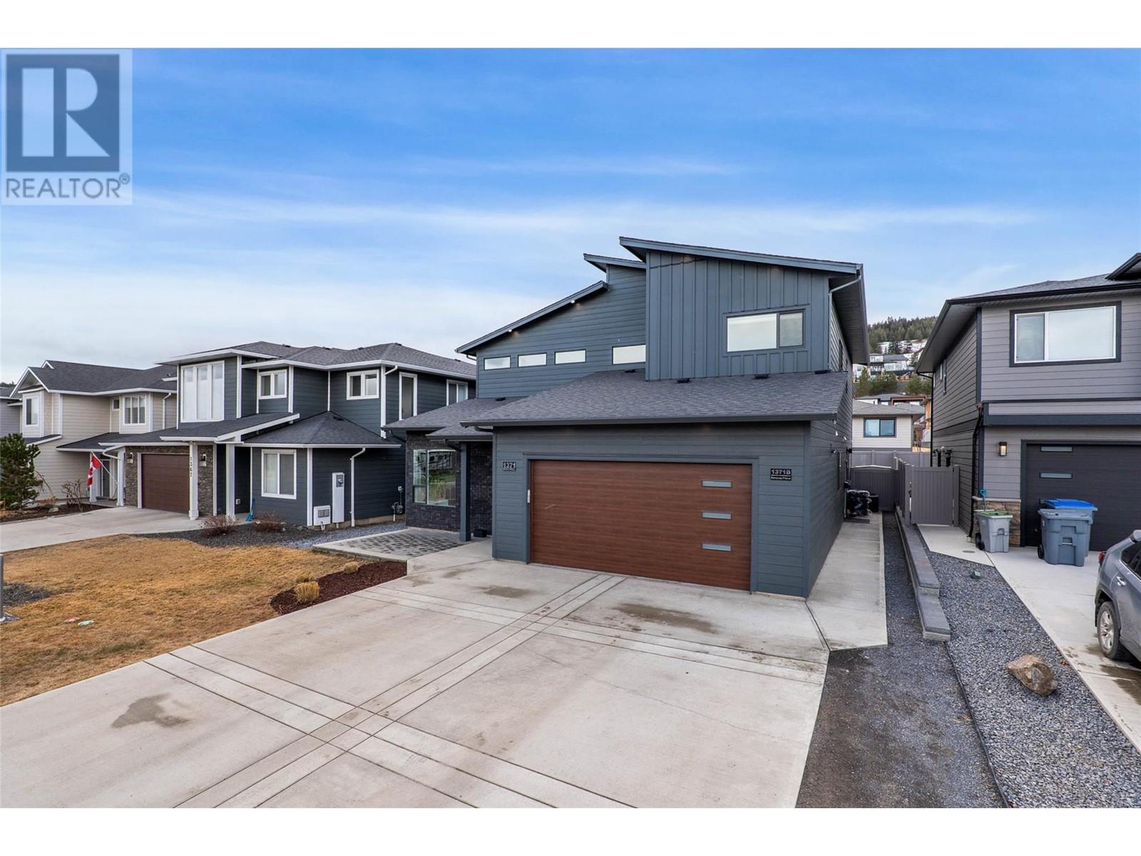 Property at 1371 KINROSS Place image 2
