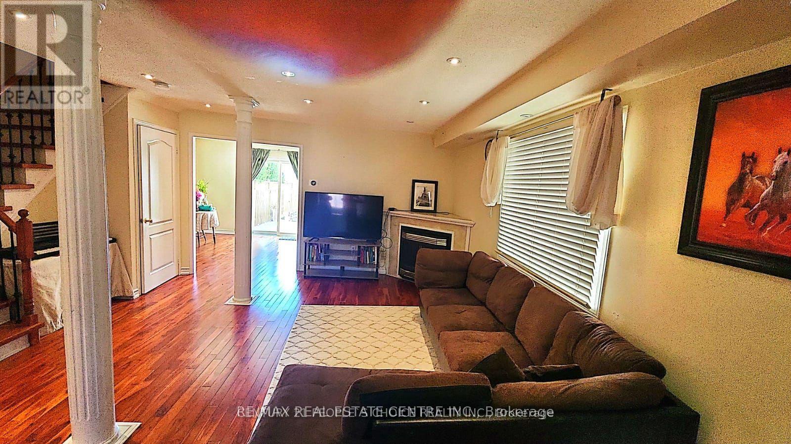 Property at 717 DOLLY BIRD LANE image 4
