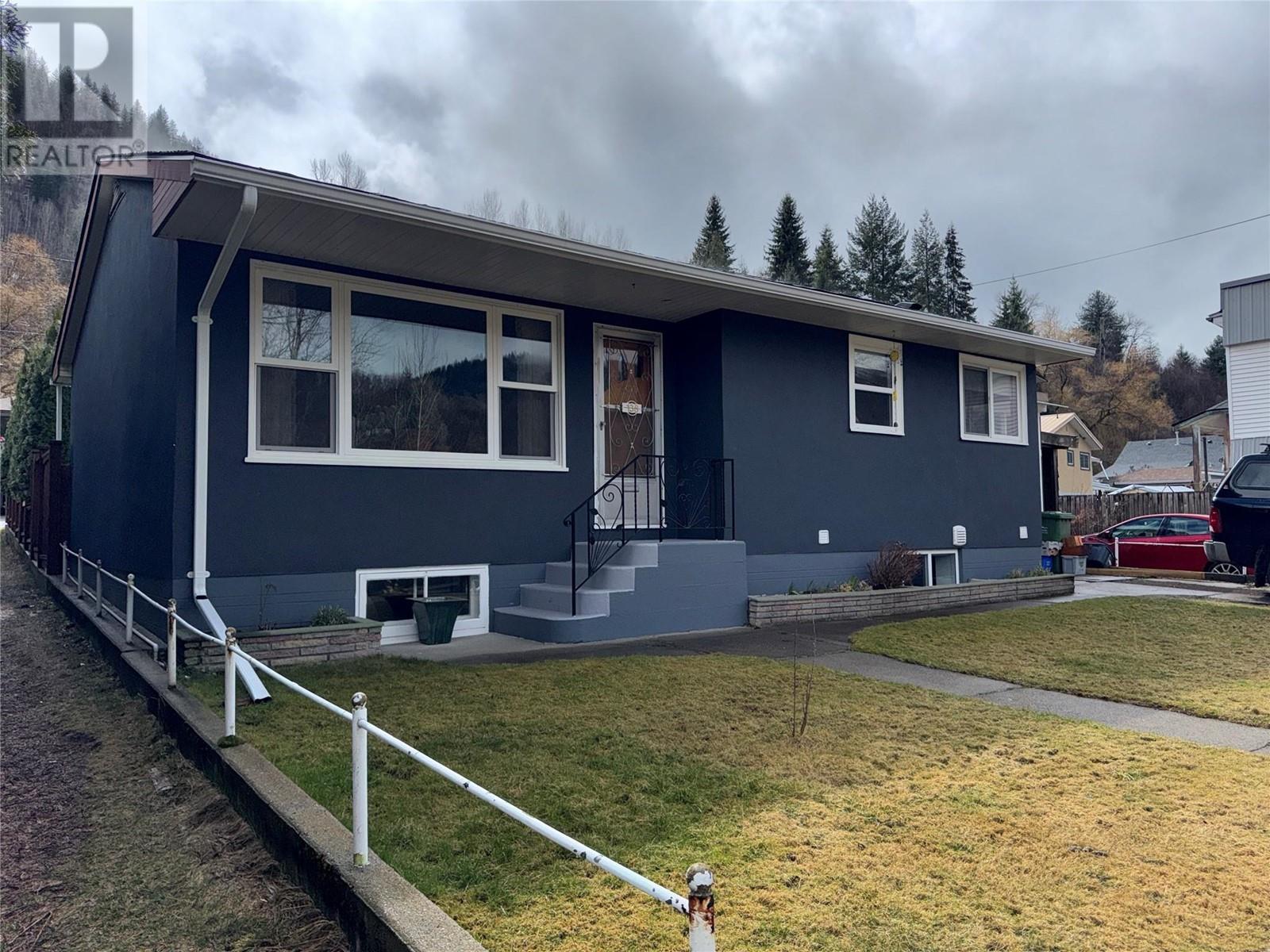 Property at 138 Haig Street image 1