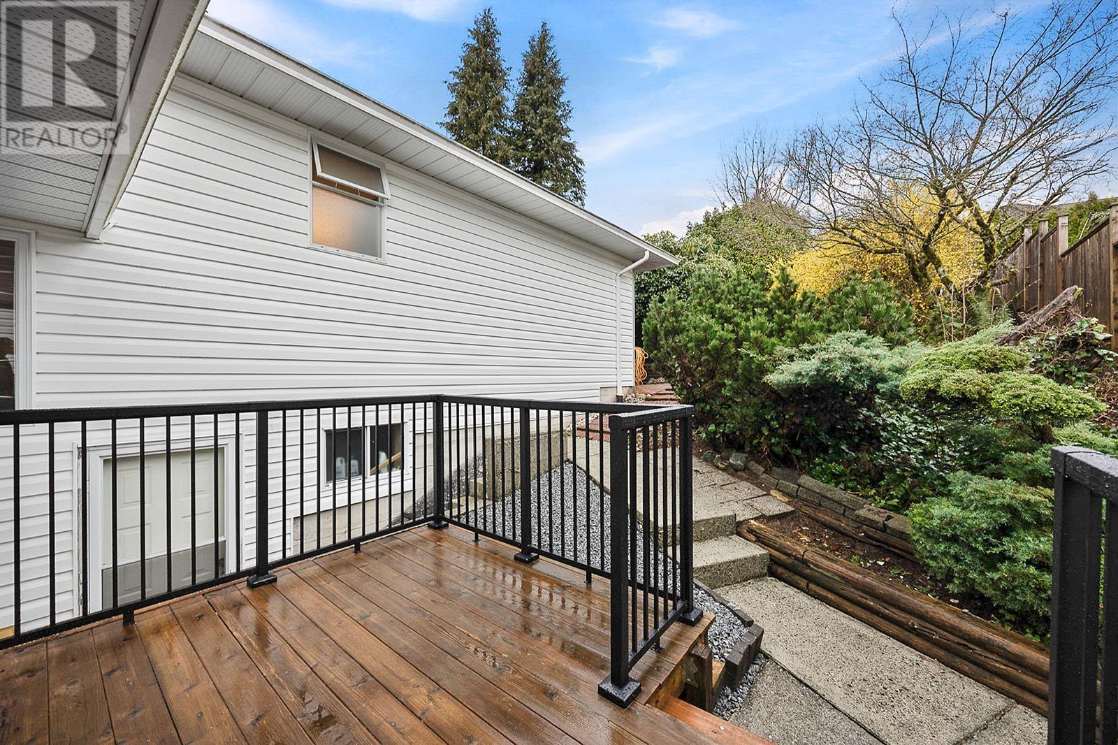 2850 Mara Drive, Coquitlam, British Columbia  V3C 5L2 - Photo 5 - R2984233