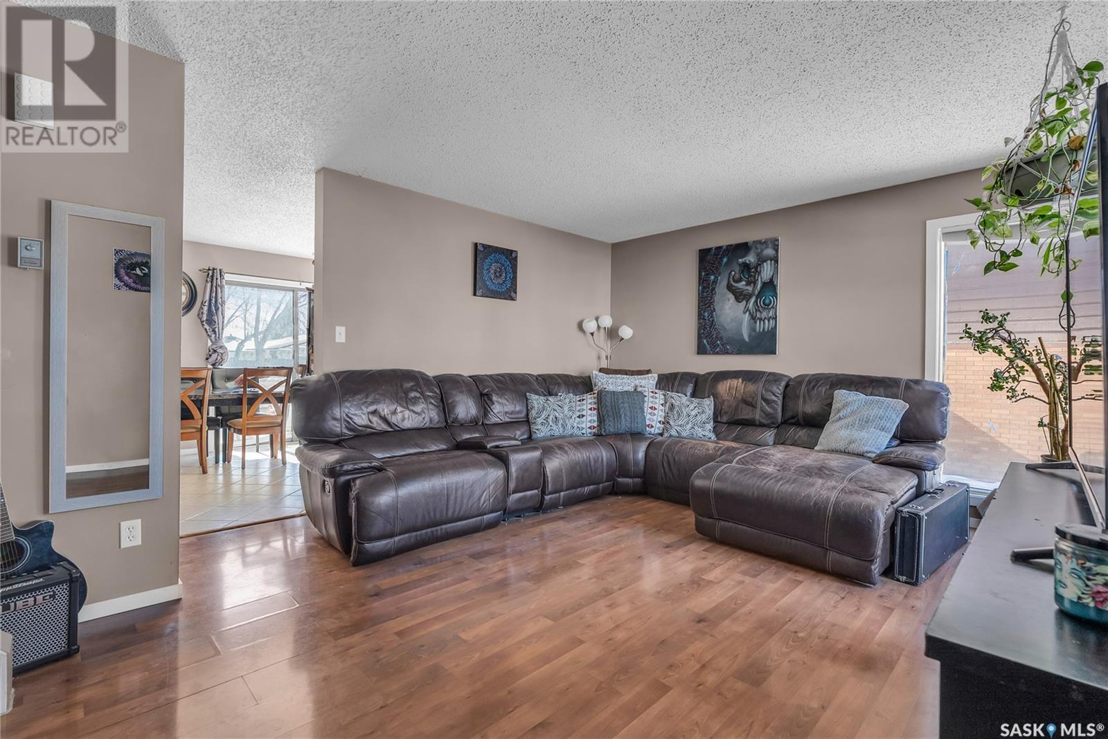 Property at 442 - 444 Russell ROAD image 2