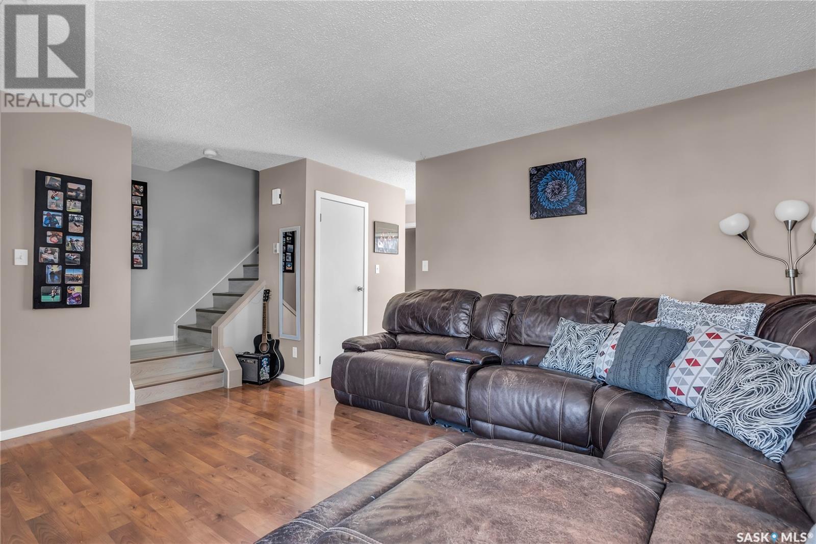 Property at 442 - 444 Russell ROAD image 3