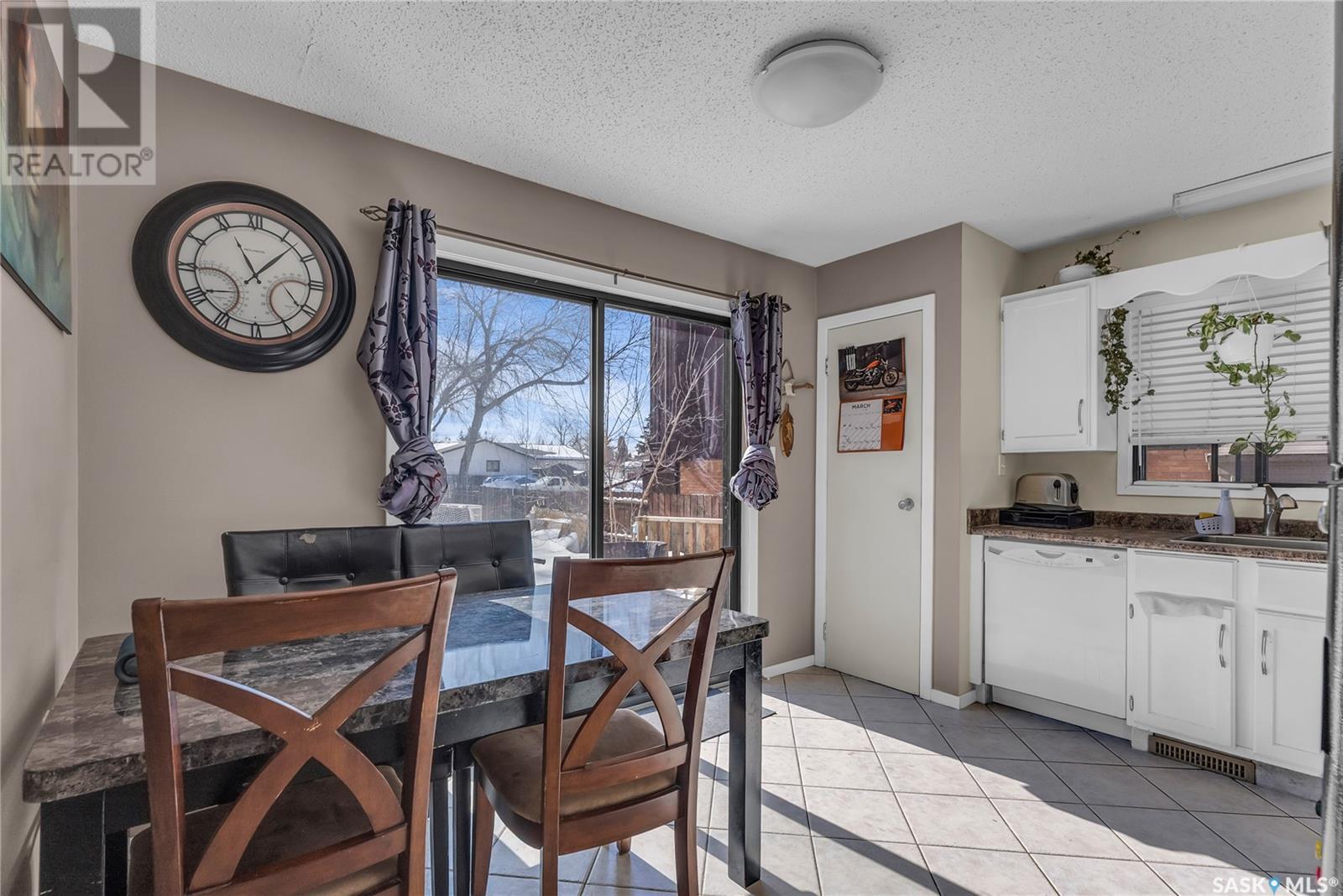 Property at 442 - 444 Russell ROAD image 5