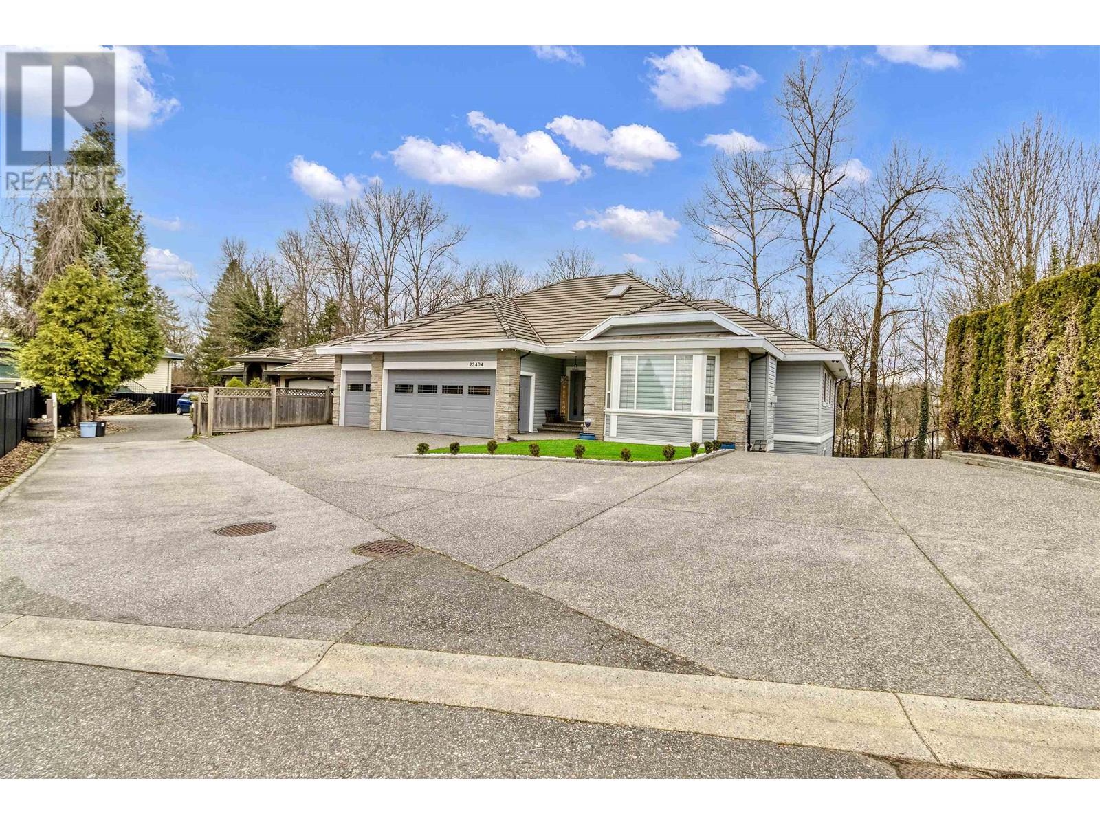 Property at 23404 TAMARACK LANE image 3