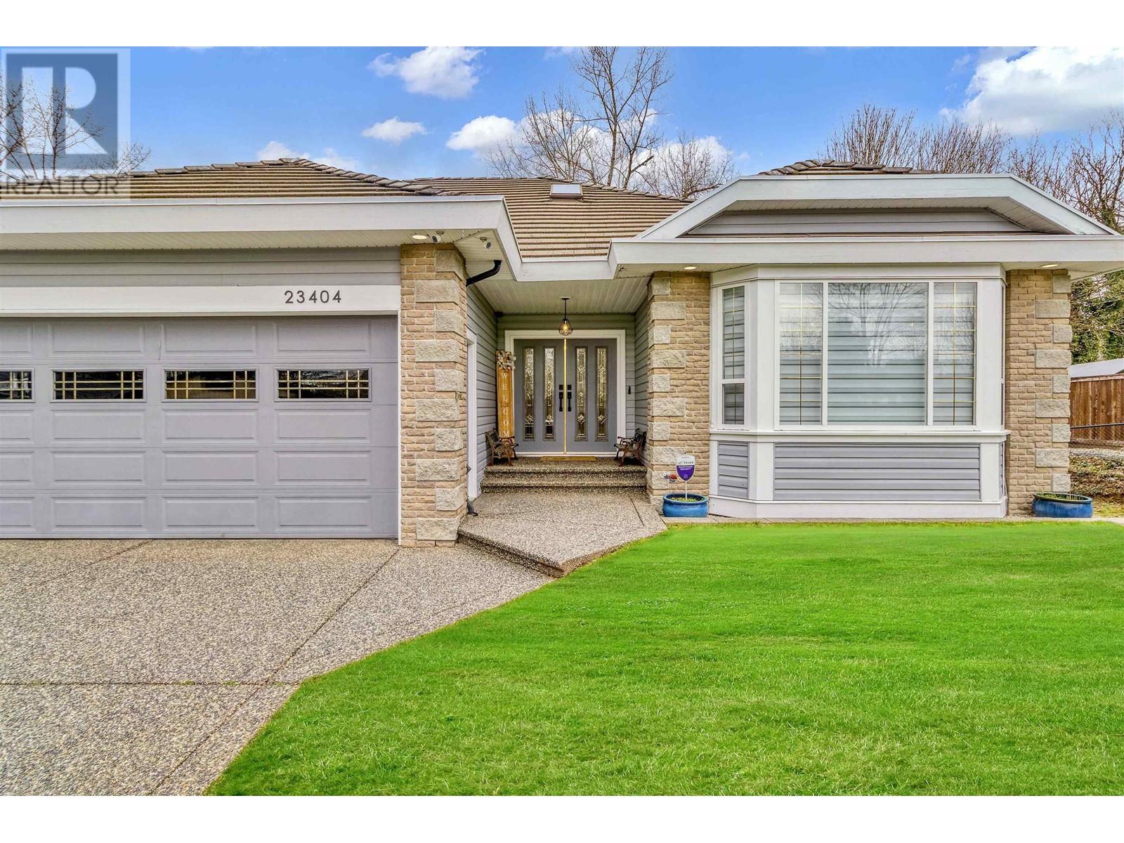 Property at 23404 TAMARACK LANE image 2