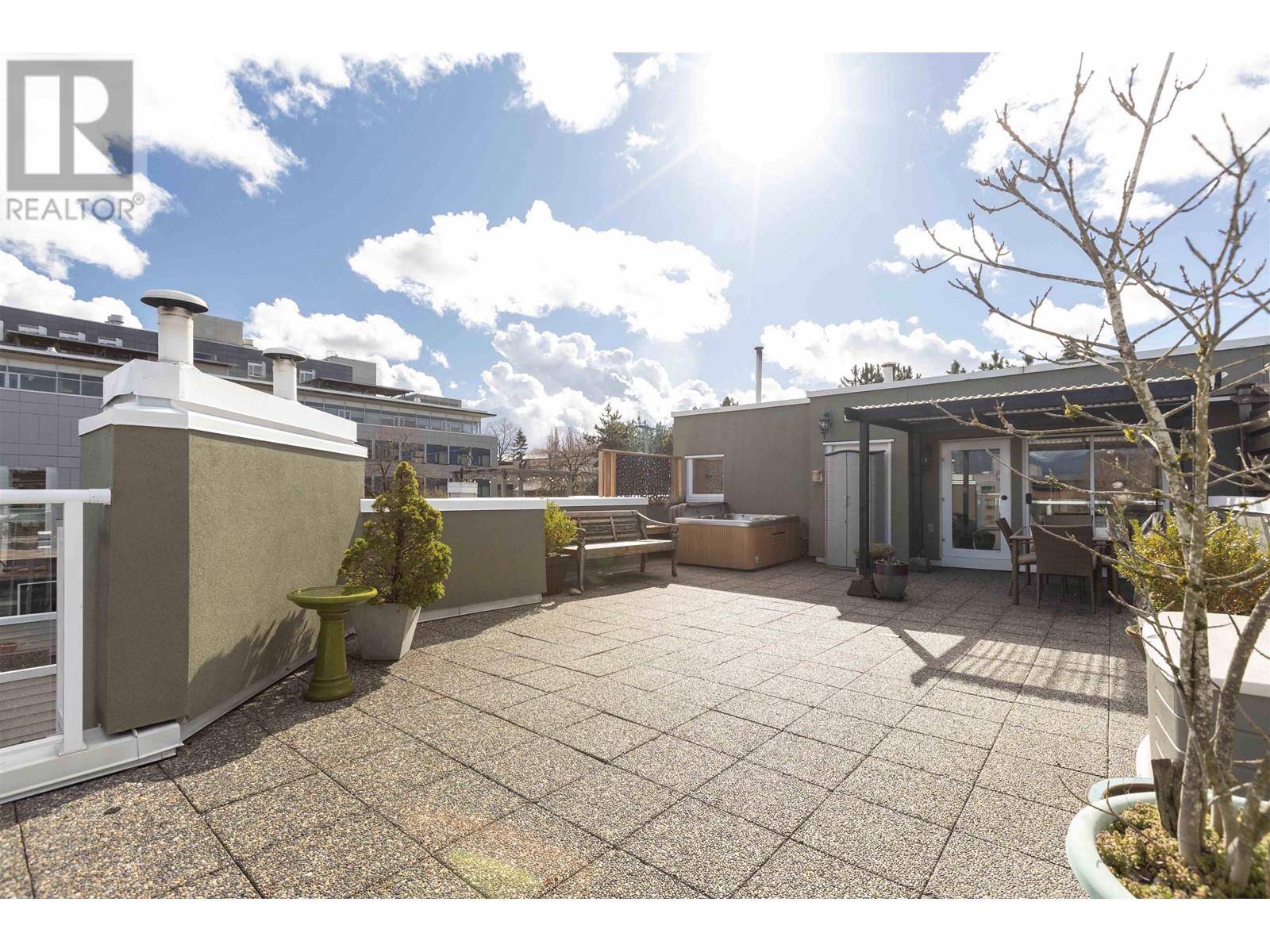 Listing Picture 14 of 33 : PH5B 1048 E 7TH AVENUE, Vancouver / 溫哥華 - 魯藝地產 Yvonne Lu Group - MLS Medallion Club Member