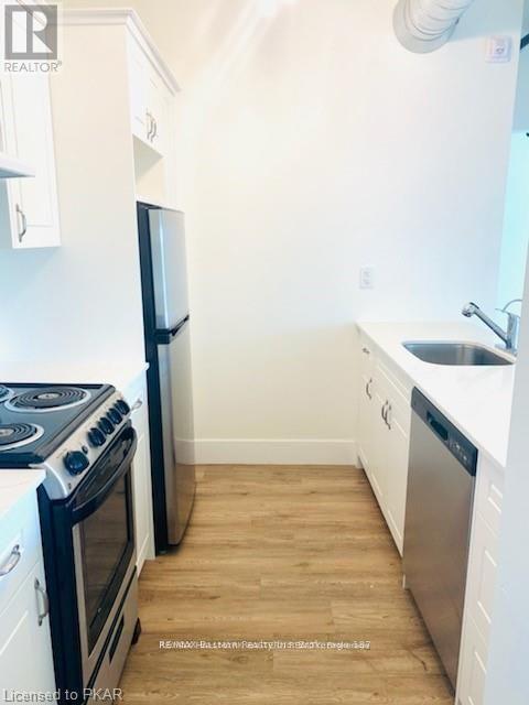 Property at 401 - 1354 YOUNGS POINT ROAD image 2