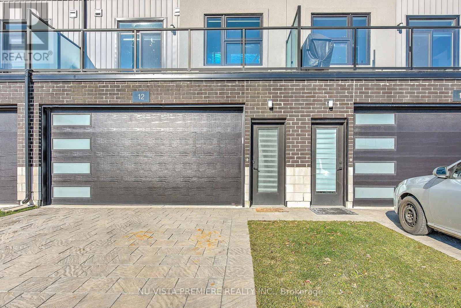 Property at 12 - 3380 SINGLETON AVENUE image 4
