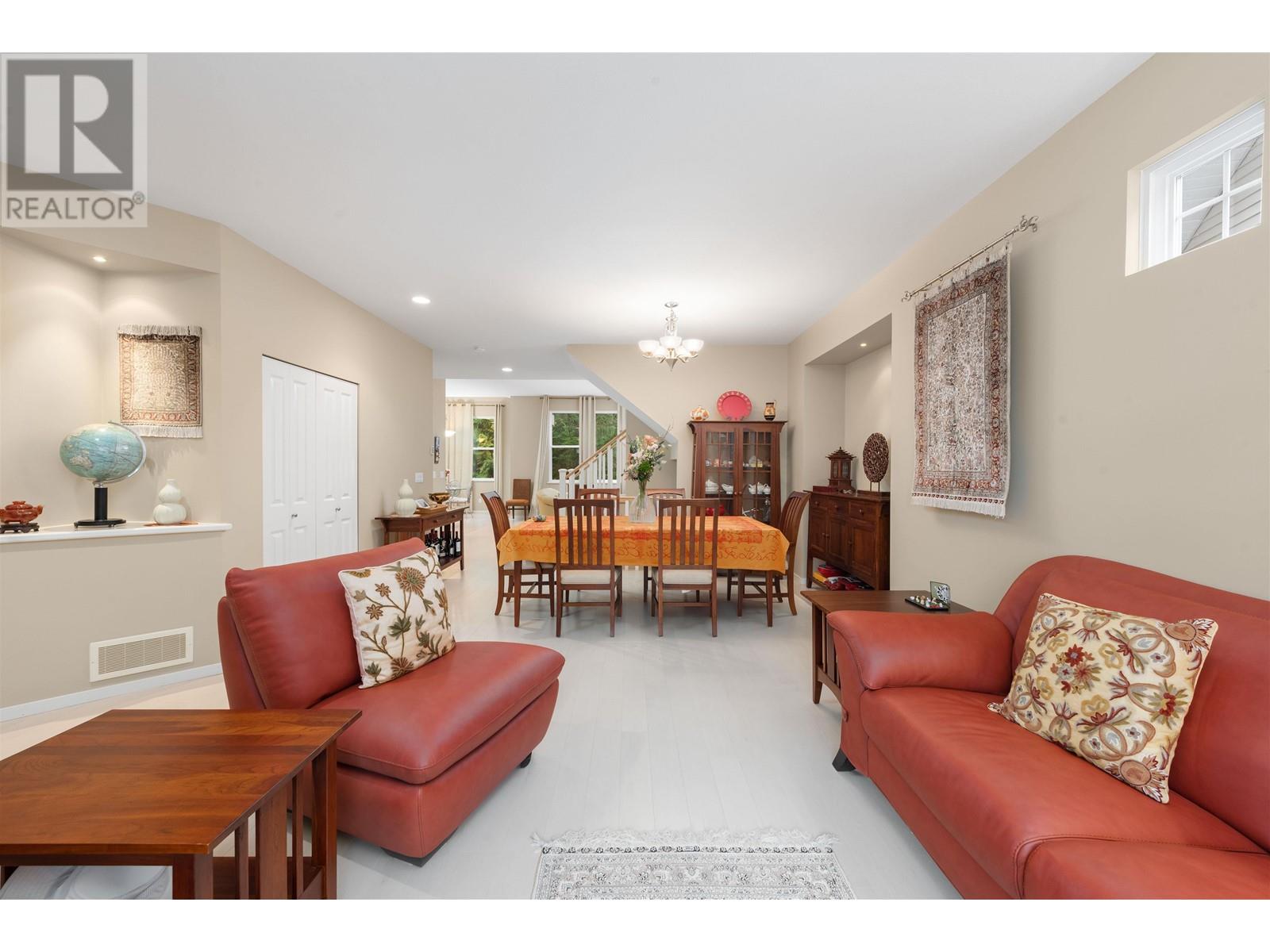 118 Hawthorn Drive, Port Moody, British Columbia  V3H 0C5 - Photo 6 - R2984460