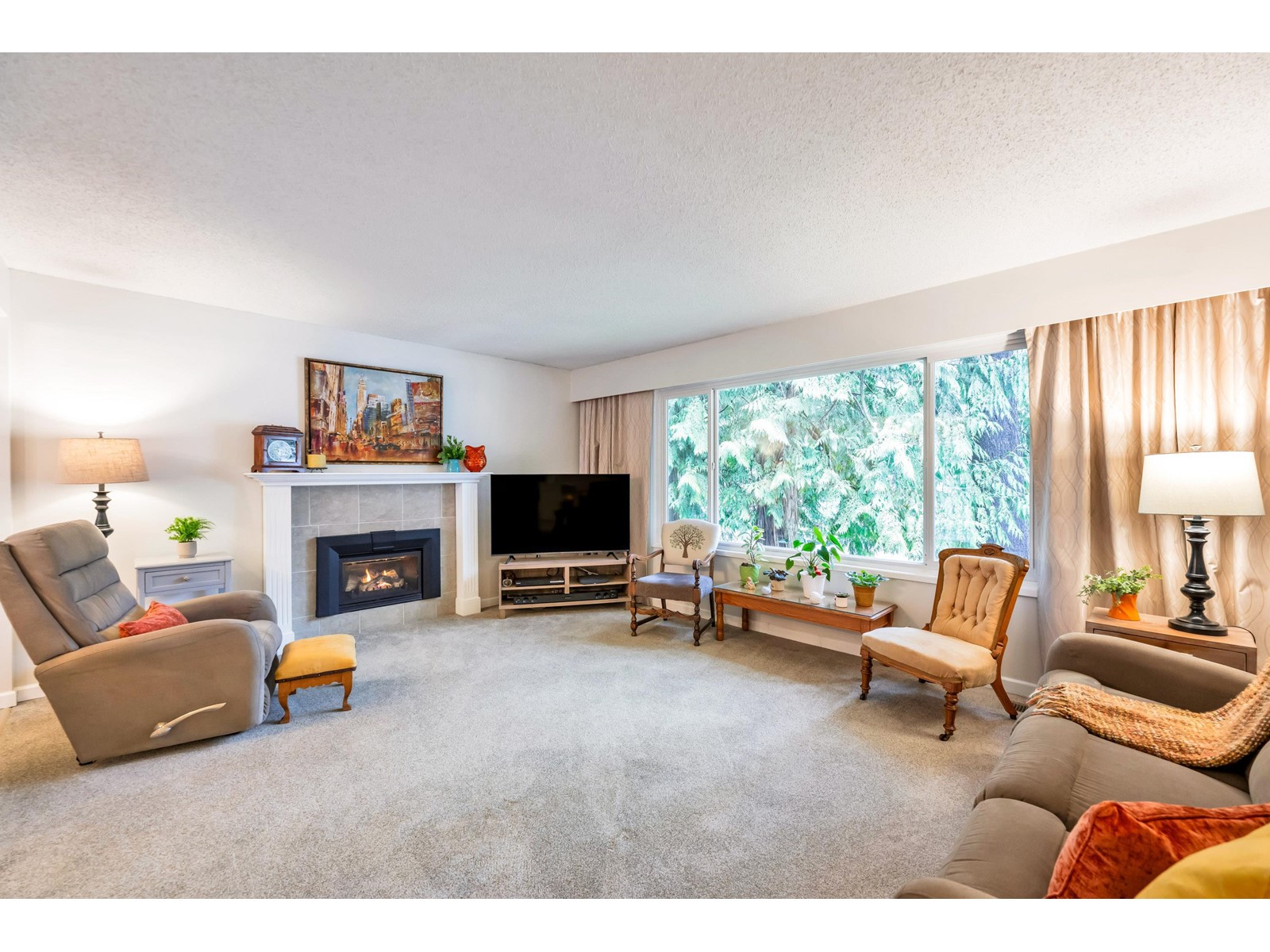 Property at 4037 196A STREET image 3