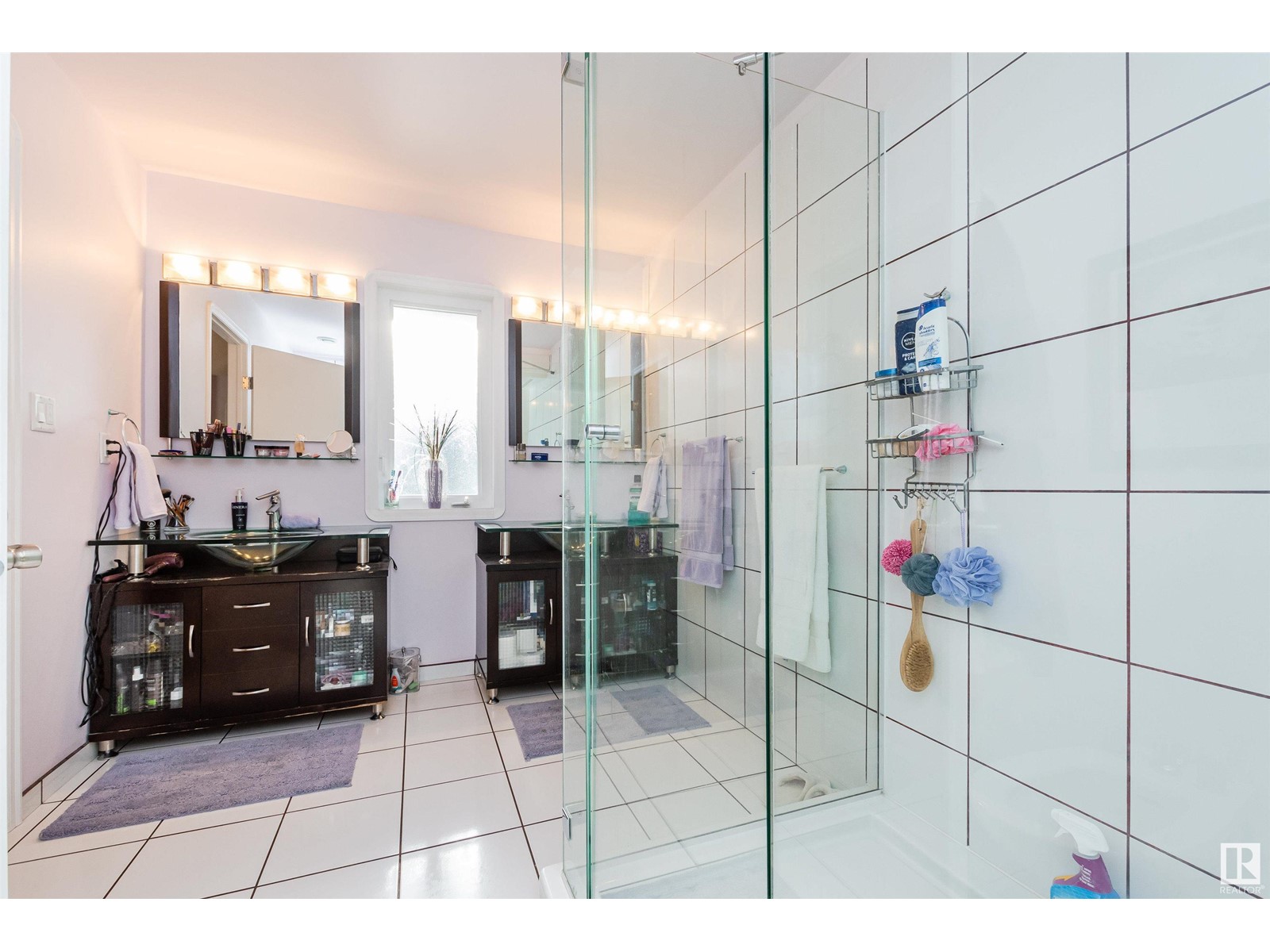 Property at 5631 49 ST image 3