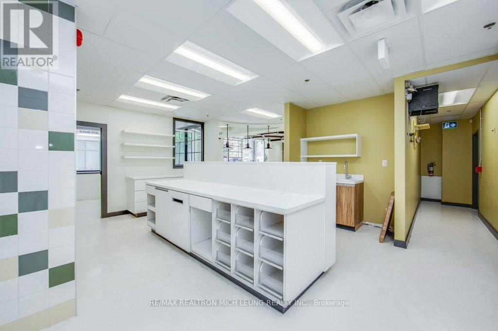 85 Church Street, Toronto (Church-Yonge Corridor), Ontario  M5C 2G2 - Photo 19 - C12054956