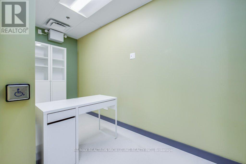 85 Church Street, Toronto (Church-Yonge Corridor), Ontario  M5C 2G2 - Photo 26 - C12054956
