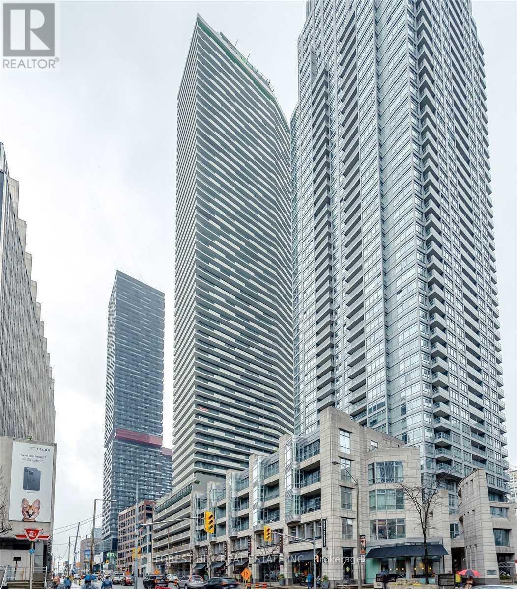 Property at 4605 - 2221 YONGE STREET image 1