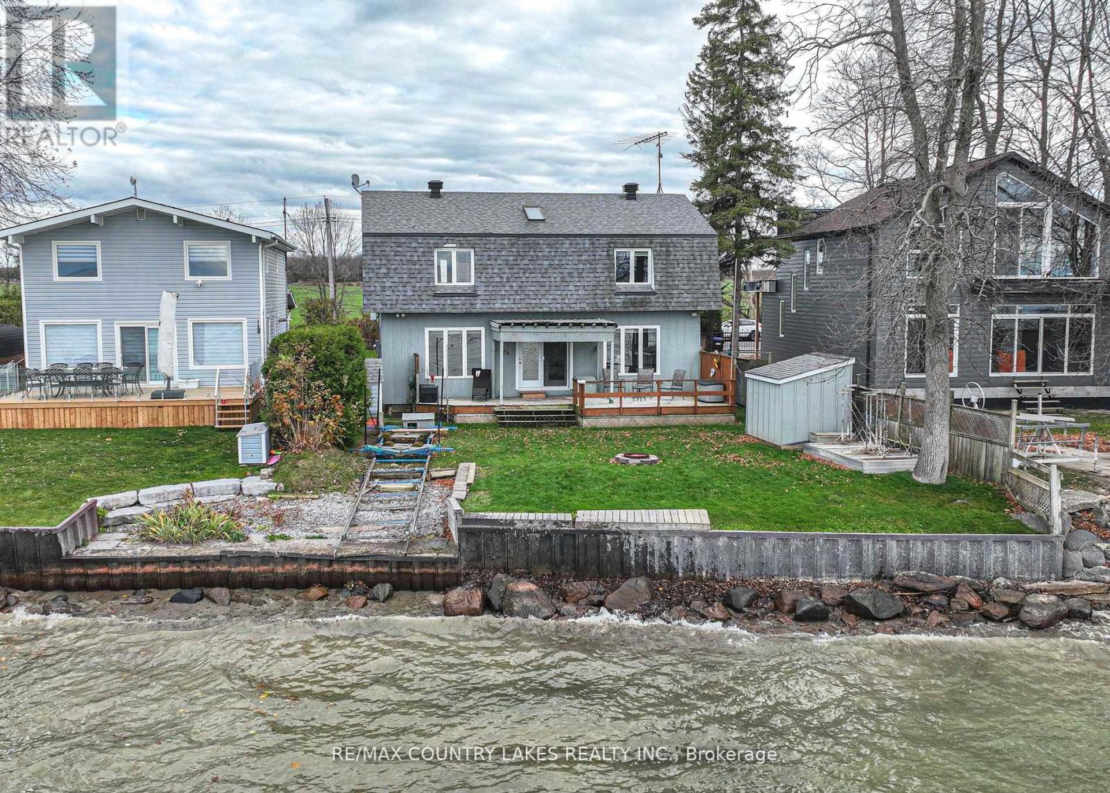 Property at 2102 LAKESHORE DRIVE image 4