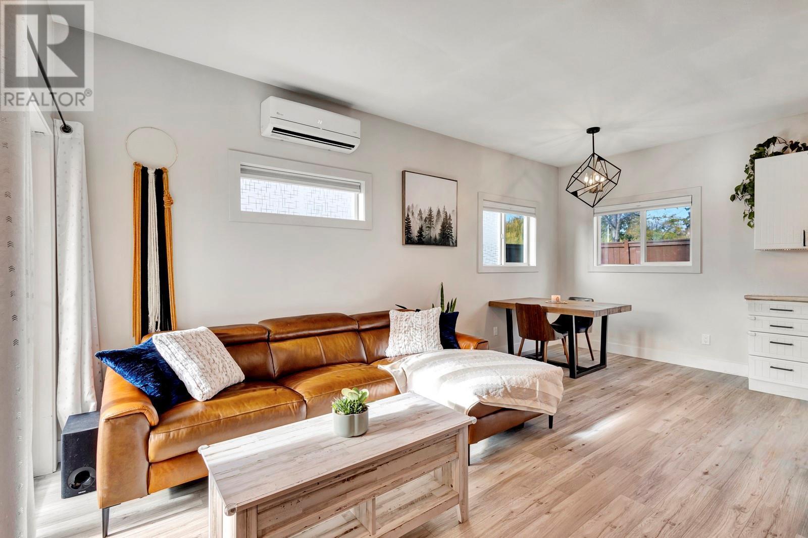 Property at 515 Francis Avenue Unit# 2 image 2