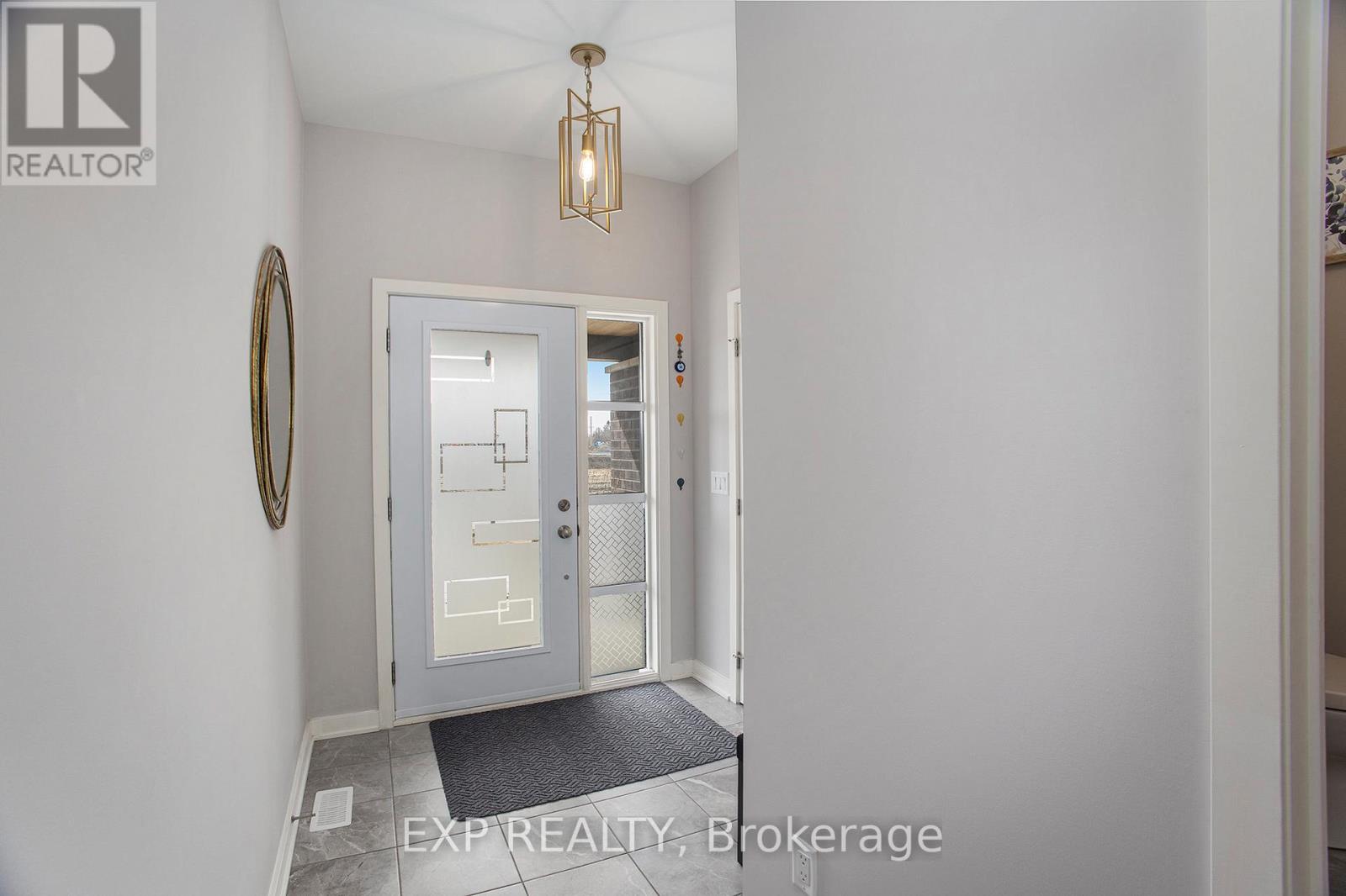 Property at 1022 LUNAR GLOW CRESCENT image 5