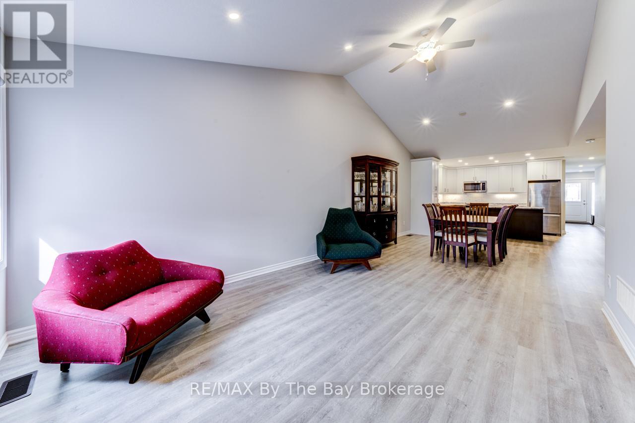 69 Ivy Crescent, Wasaga Beach, Ontario  L9Z 0H8 - Photo 26 - S12055106