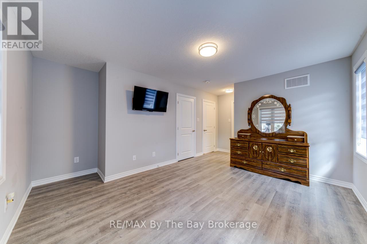 69 Ivy Crescent, Wasaga Beach, Ontario  L9Z 0H8 - Photo 30 - S12055106