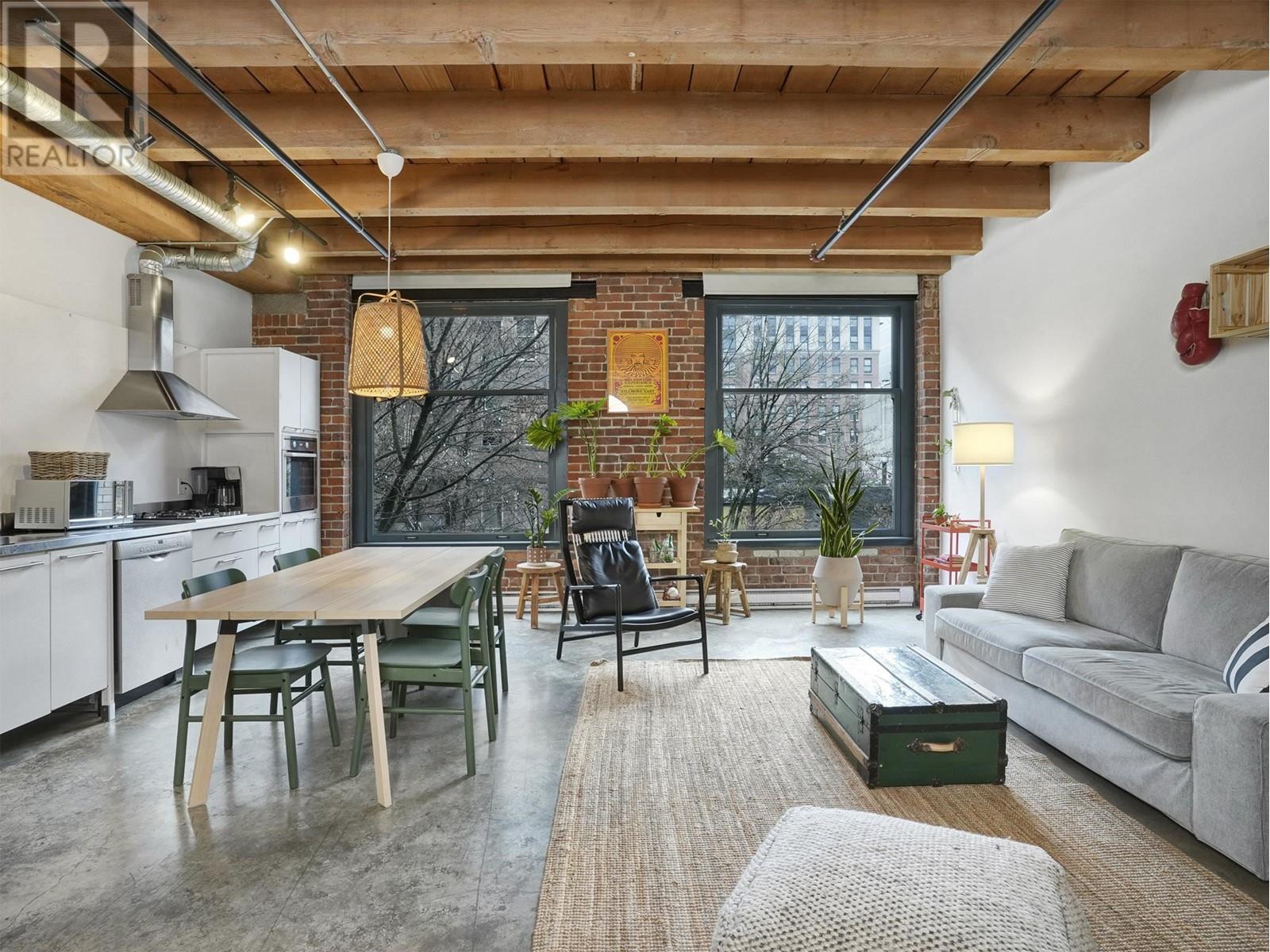 212 55 E CORDOVA STREET, vancouver, British Columbia