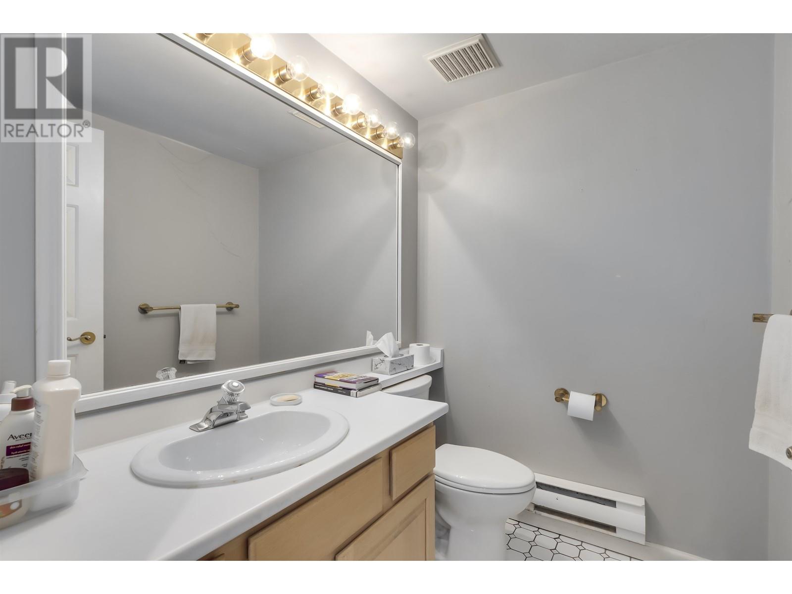 1937 W 12th Avenue, Vancouver, British Columbia  V6J 2G1 - Photo 12 - R2984636