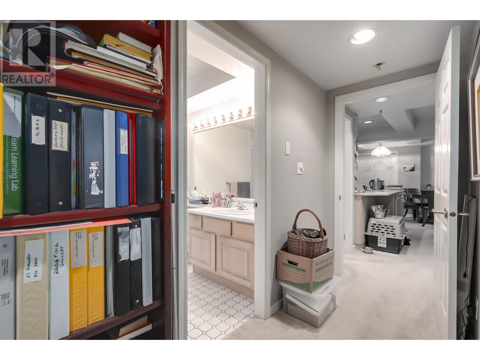 1937 W 12th Avenue, Vancouver, British Columbia  V6J 2G1 - Photo 16 - R2984636