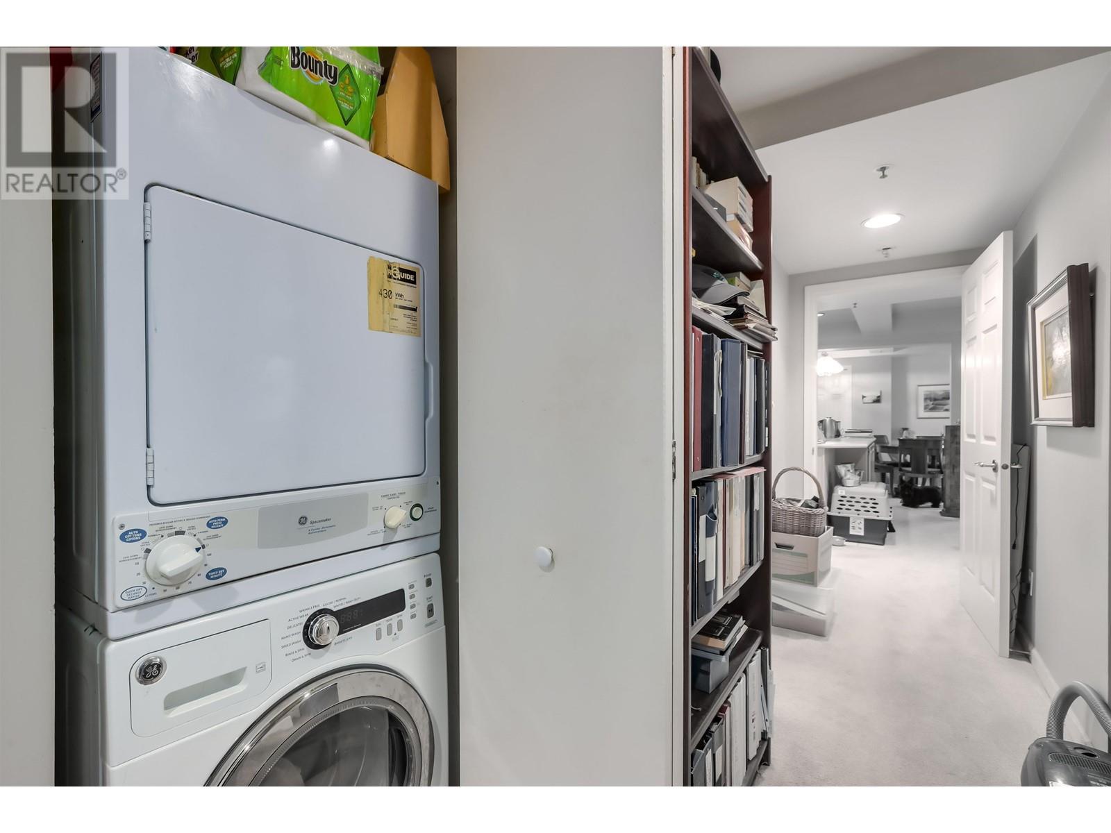 1937 W 12th Avenue, Vancouver, British Columbia  V6J 2G1 - Photo 20 - R2984636