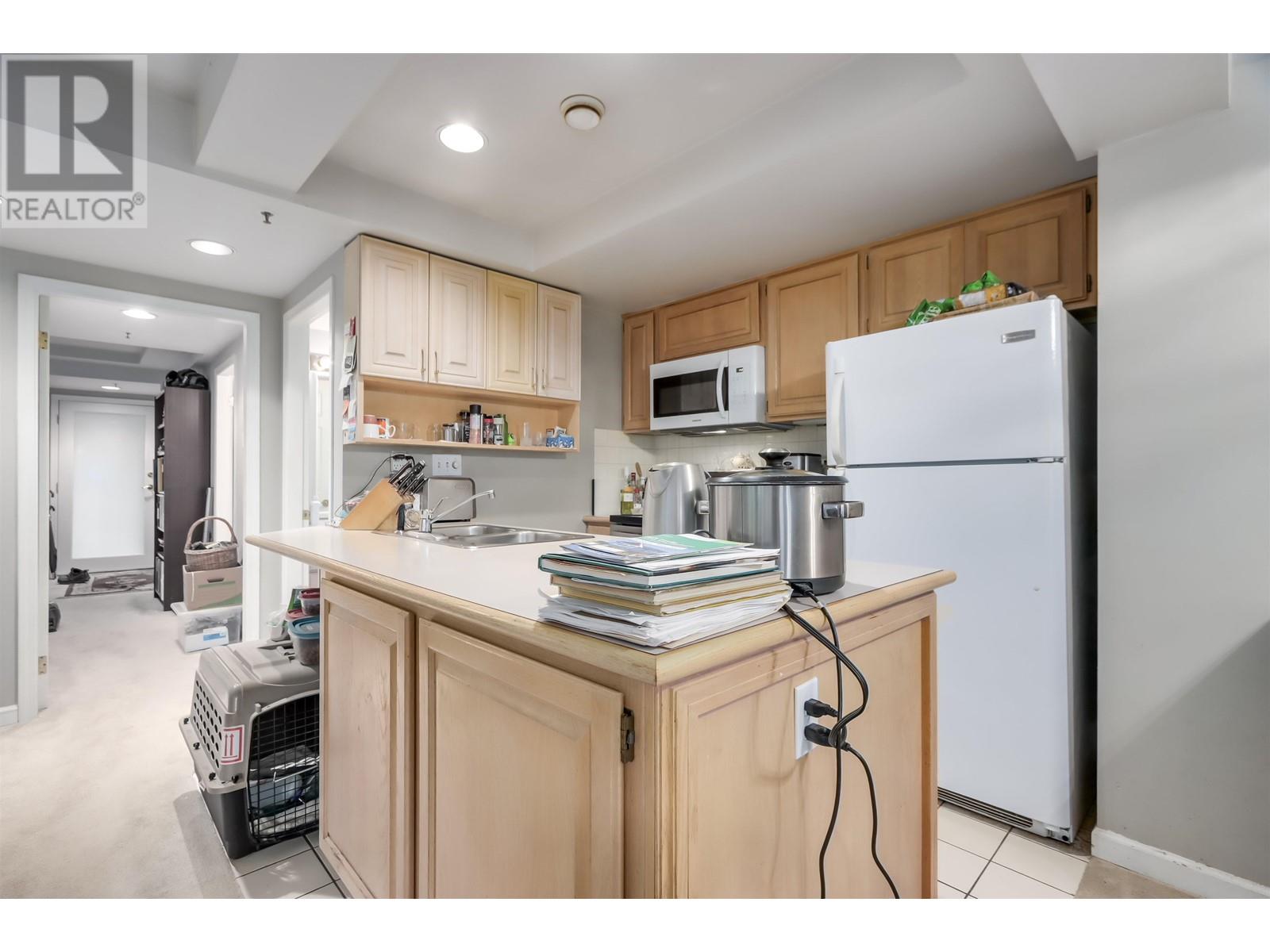 1937 W 12th Avenue, Vancouver, British Columbia  V6J 2G1 - Photo 9 - R2984636