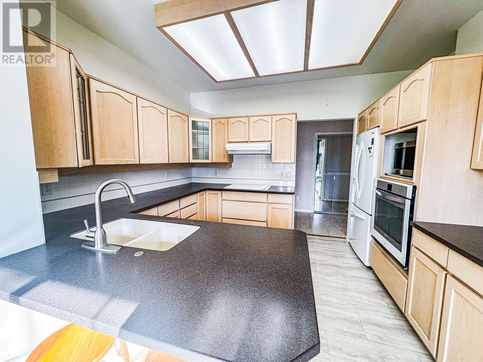 206 8500 General Currie Road, Richmond, British Columbia  V6Y 3V4 - Photo 8 - R2984674