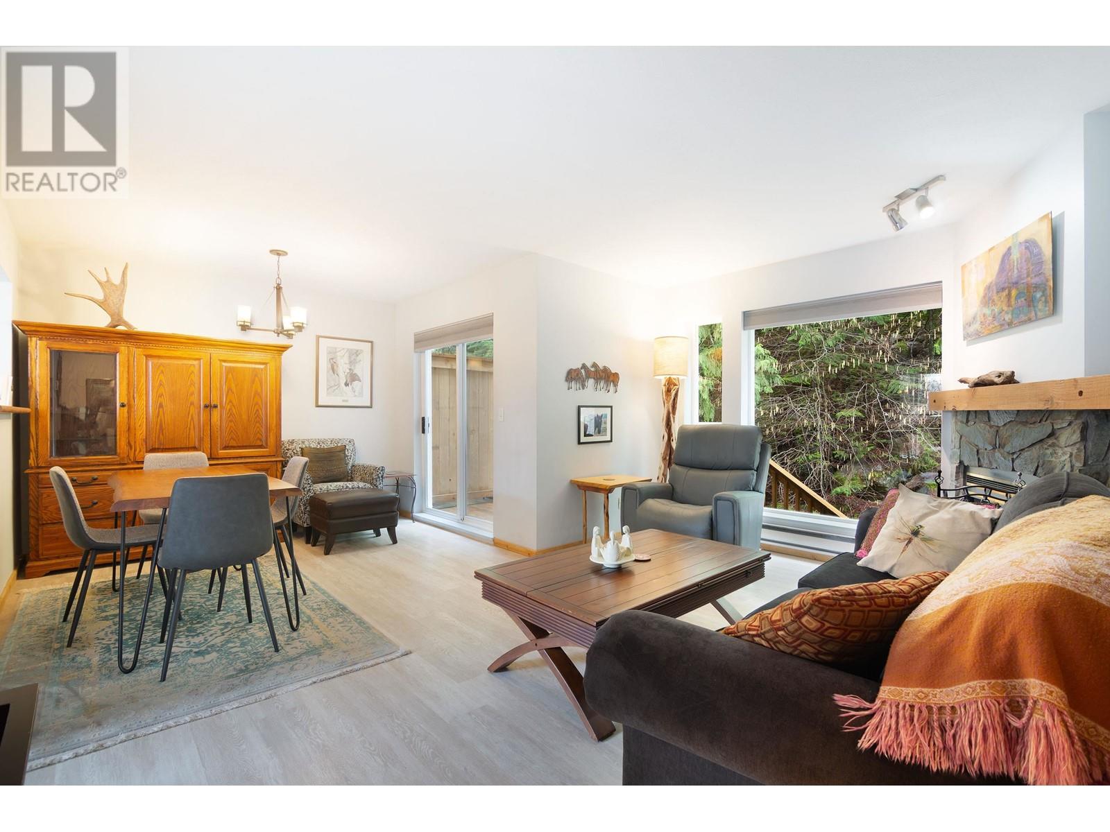 Property at 36 1400 PARK STREET image 4