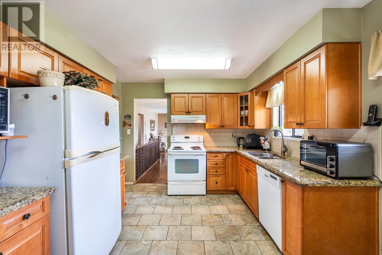 2090 Penny Place, Port Coquitlam, British Columbia  V3C 4E9 - Photo 16 - R2984679