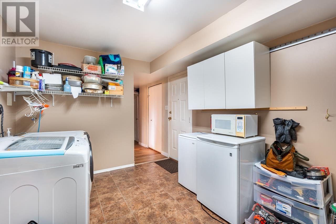 2090 Penny Place, Port Coquitlam, British Columbia  V3C 4E9 - Photo 31 - R2984679