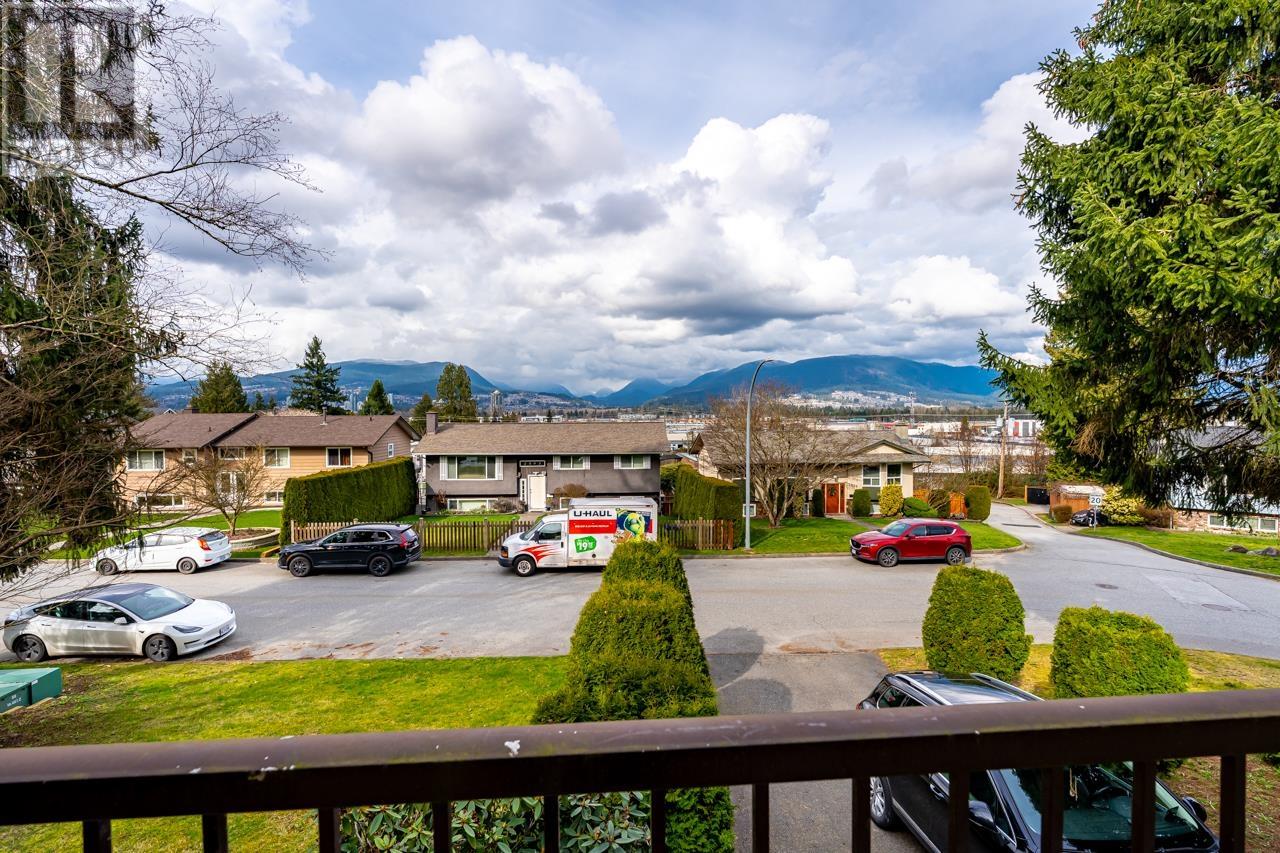2090 Penny Place, Port Coquitlam, British Columbia  V3C 4E9 - Photo 37 - R2984679