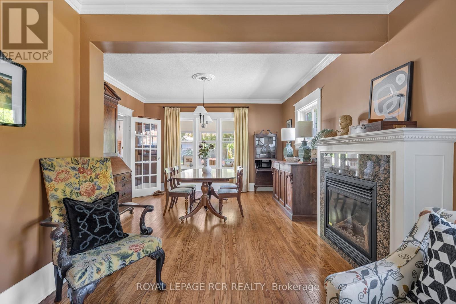 Property at 9 WELLINGTON STREET image 3