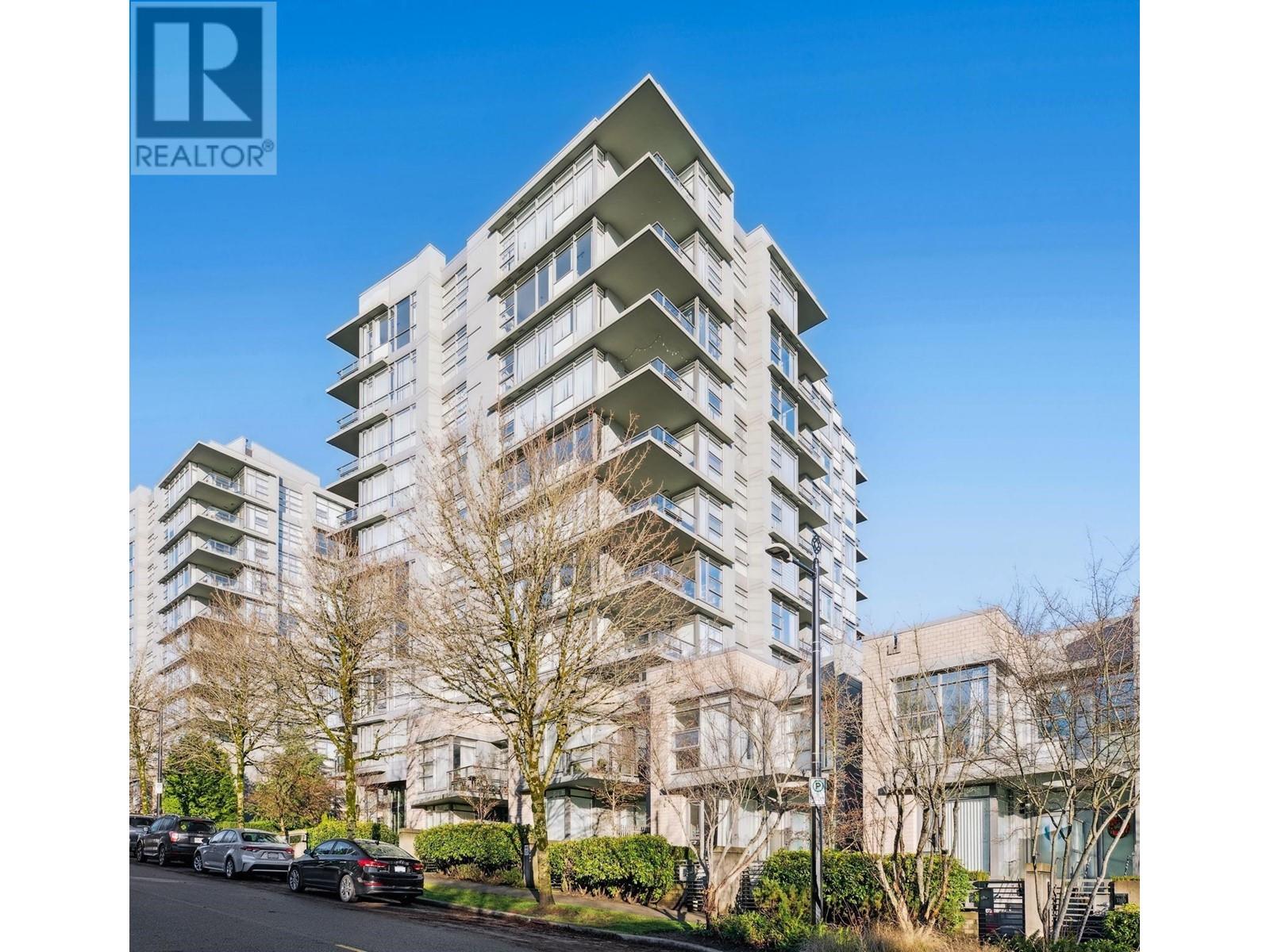 Listing Picture 5 of 33 : 202 9222 UNIVERSITY CRESCENT, Burnaby / 本拿比 - 魯藝地產 Yvonne Lu Group - MLS Medallion Club Member