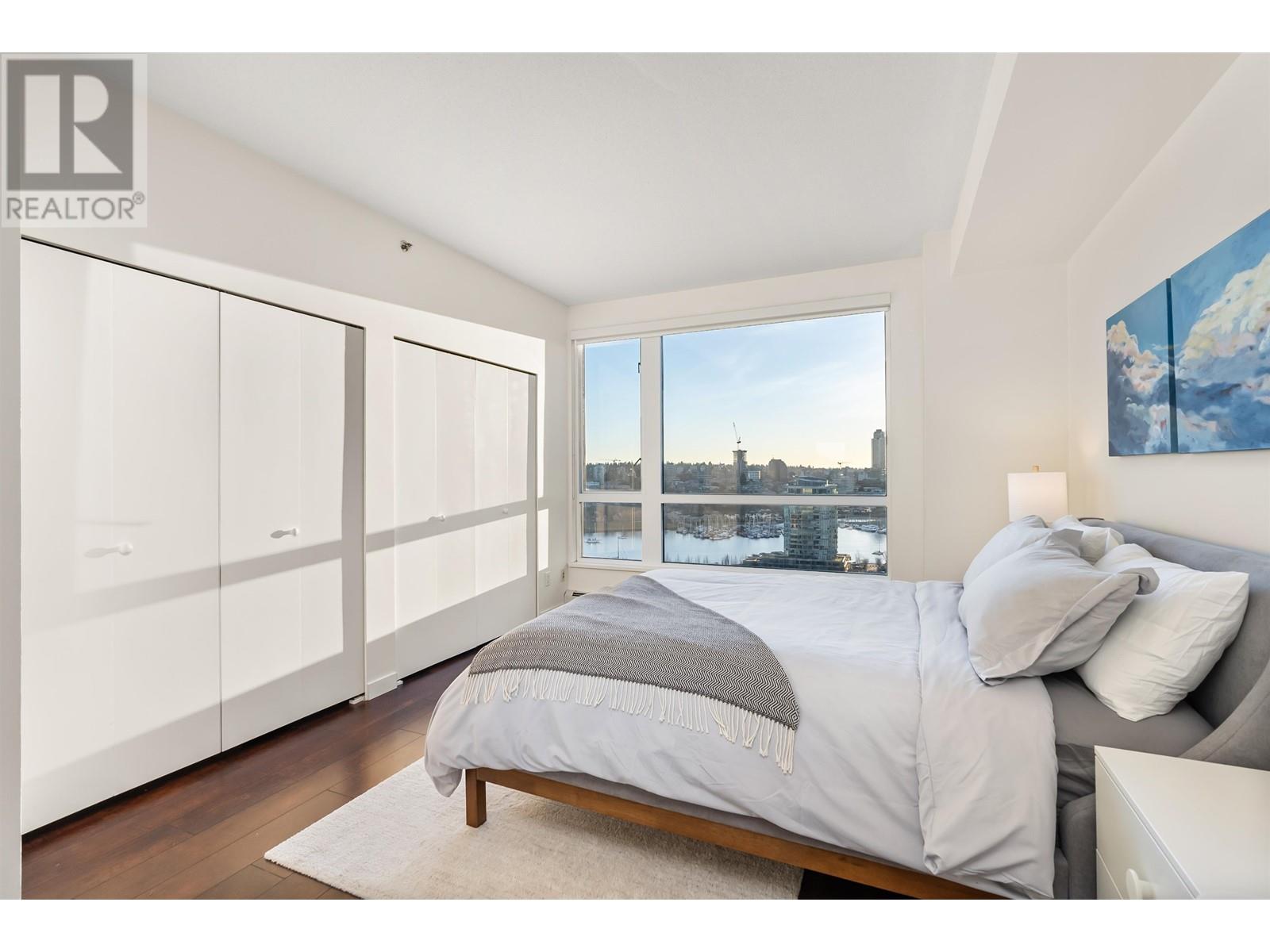 Listing Picture 20 of 32 : 2302 289 DRAKE STREET, Vancouver / 溫哥華 - 魯藝地產 Yvonne Lu Group - MLS Medallion Club Member