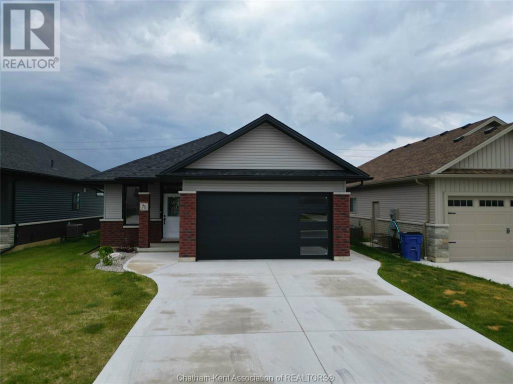 Property at 74 EVENING DRIVE image 3