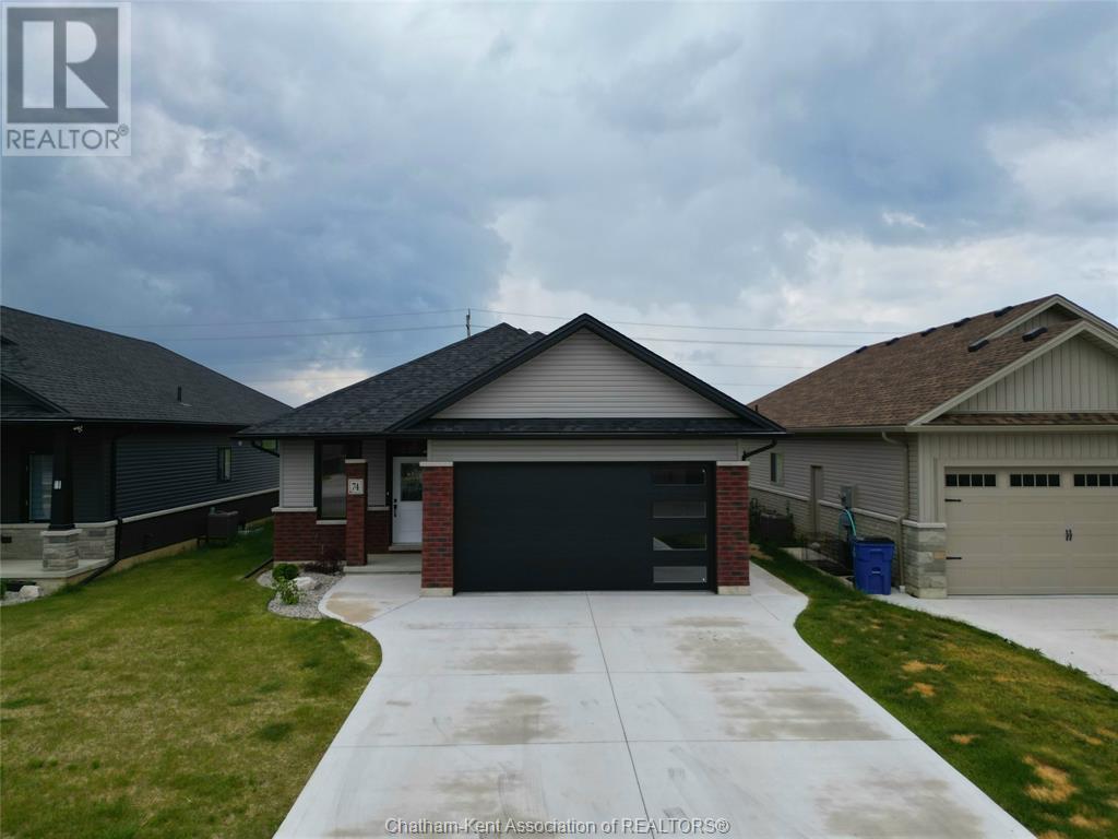 Property at 74 EVENING DRIVE image 5