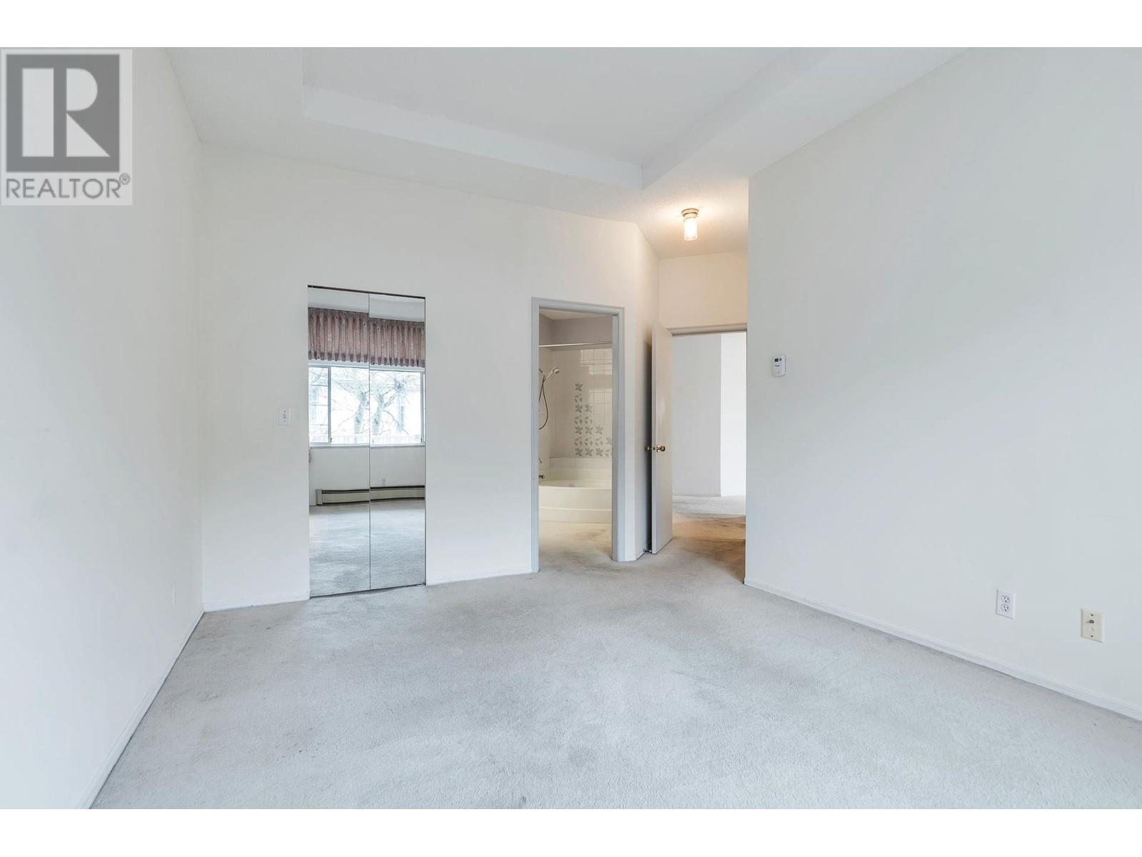 Listing Picture 23 of 37 : 206 7660 MINORU BOULEVARD, Richmond / 烈治文 - 魯藝地產 Yvonne Lu Group - MLS Medallion Club Member